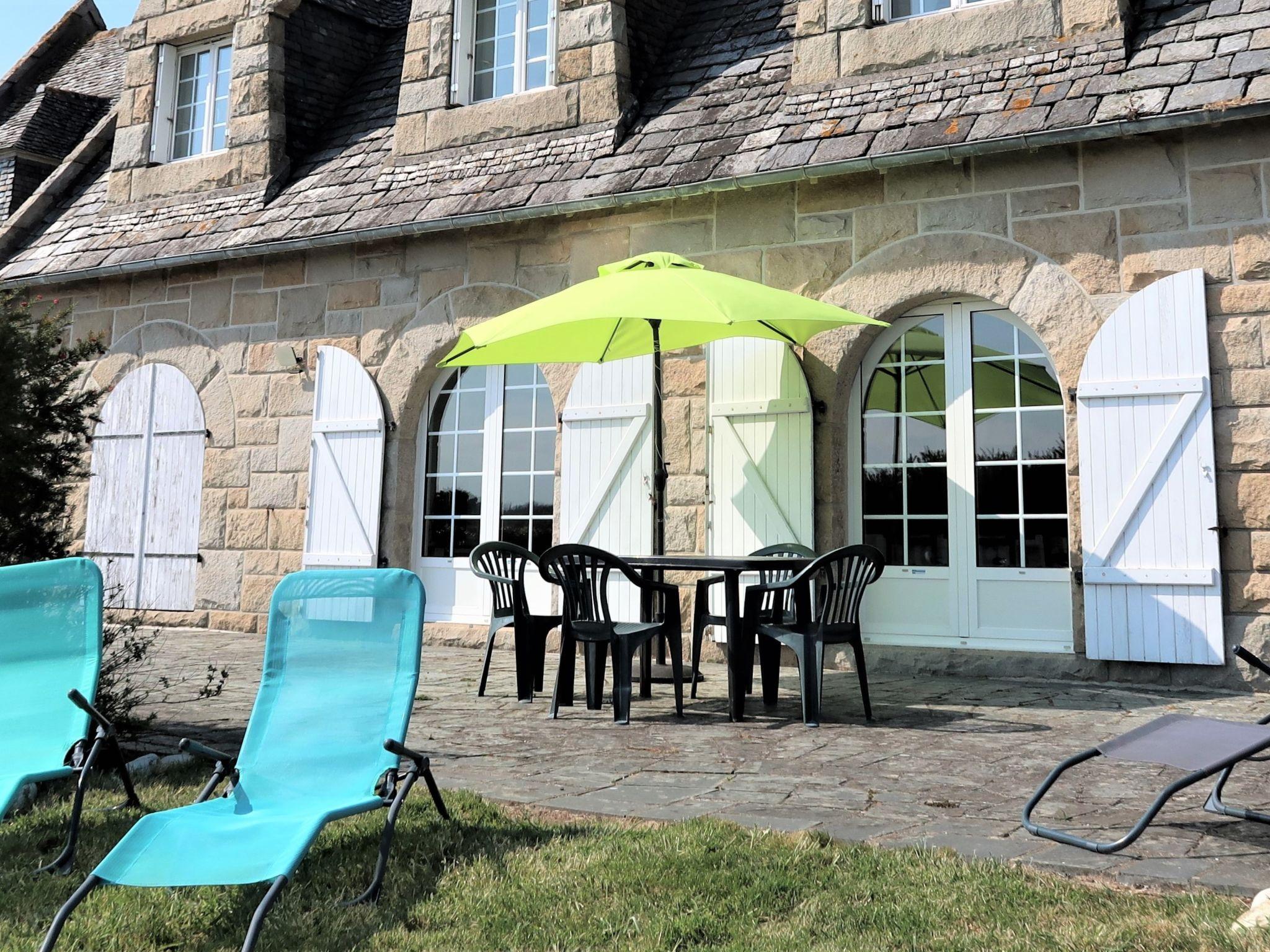 Foto 1 - Haus mit 3 Schlafzimmern in Saint-Pol-de-Léon mit terrasse und blick aufs meer