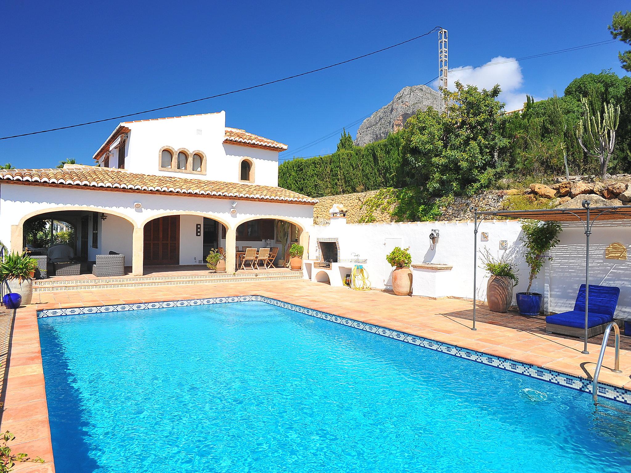 Photo 1 - Maison de 3 chambres à Jávea avec piscine privée et vues à la mer