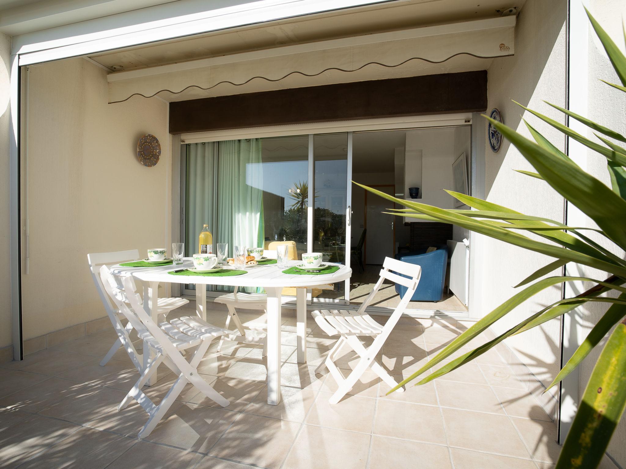 Foto 5 - Haus mit 2 Schlafzimmern in Le Grau-du-Roi mit terrasse und blick aufs meer