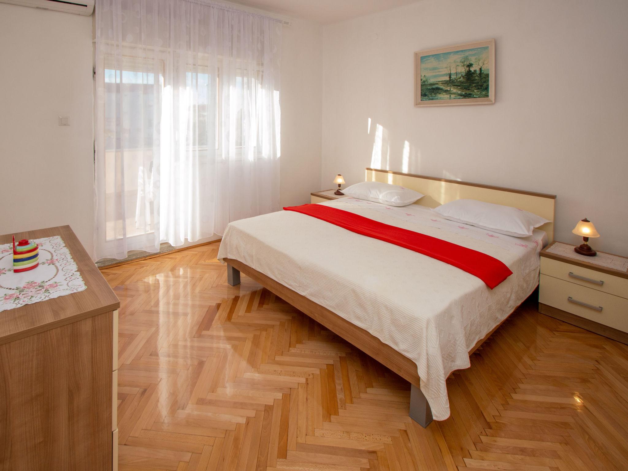 Photo 11 - 2 bedroom Apartment in Sibenik with terrace