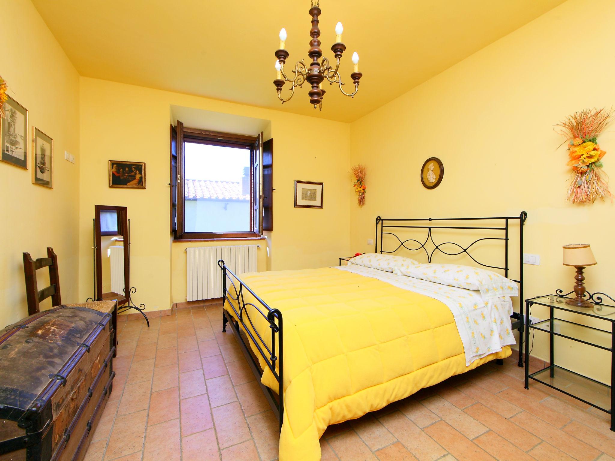 Photo 9 - 1 bedroom Apartment in Acquapendente with swimming pool and garden