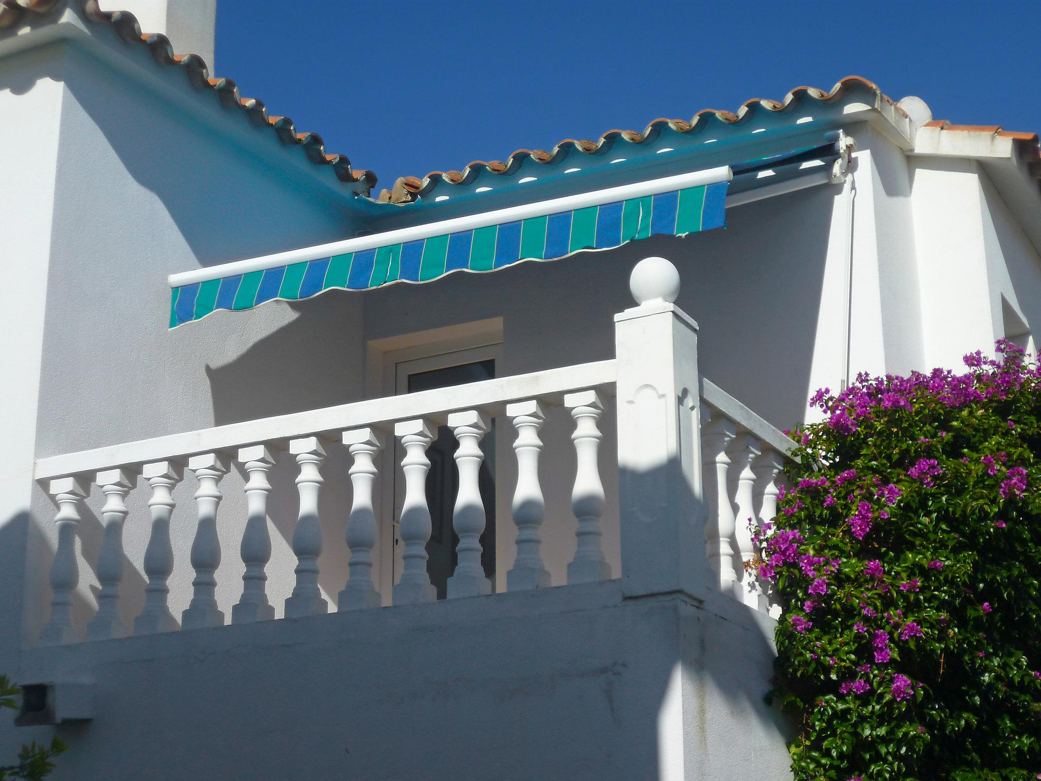 Foto 3 - Apartamento de 2 habitaciones en Oliva con piscina y vistas al mar