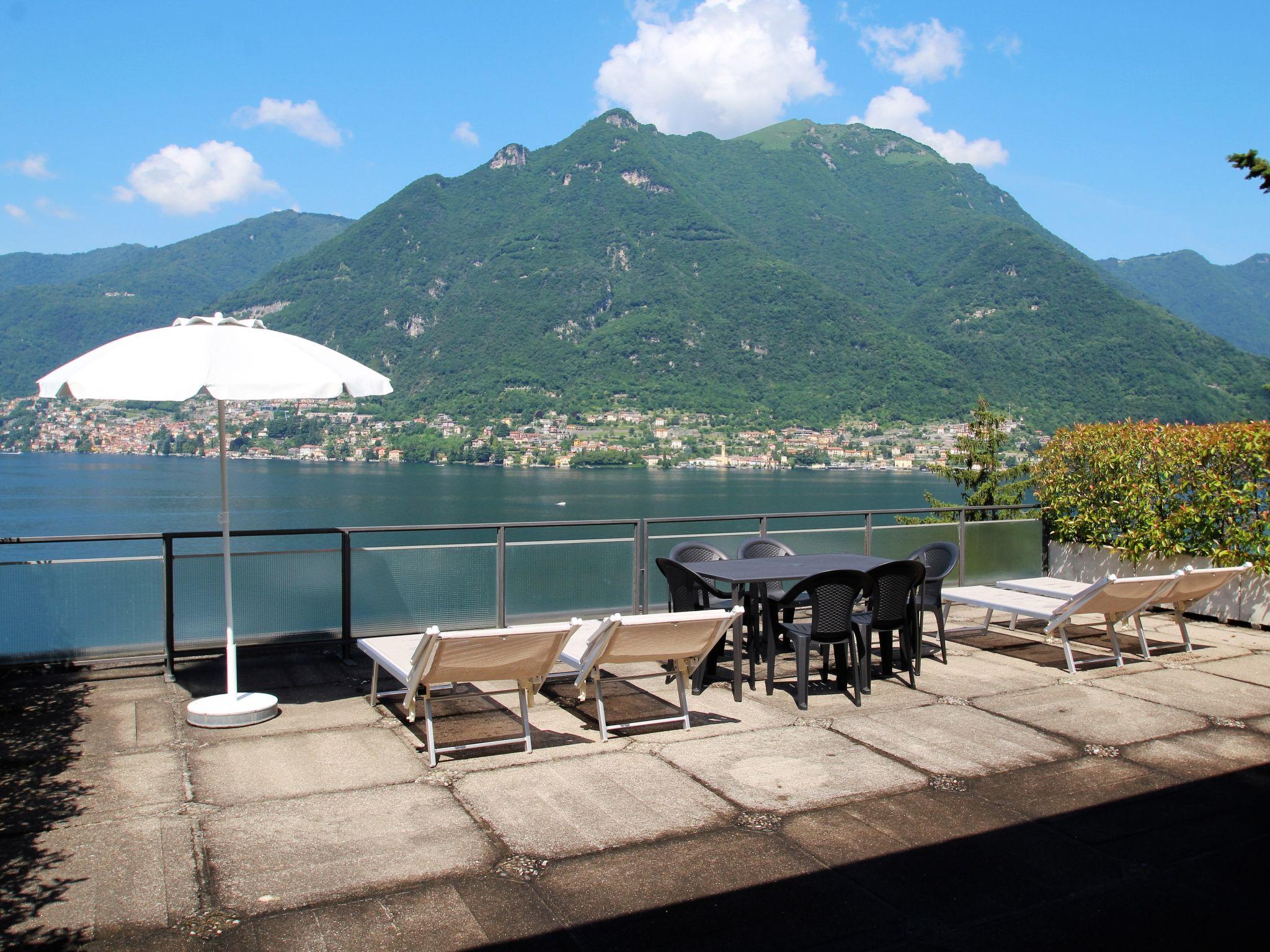 Foto 23 - Appartamento con 2 camere da letto a Faggeto Lario con piscina e vista sulle montagne