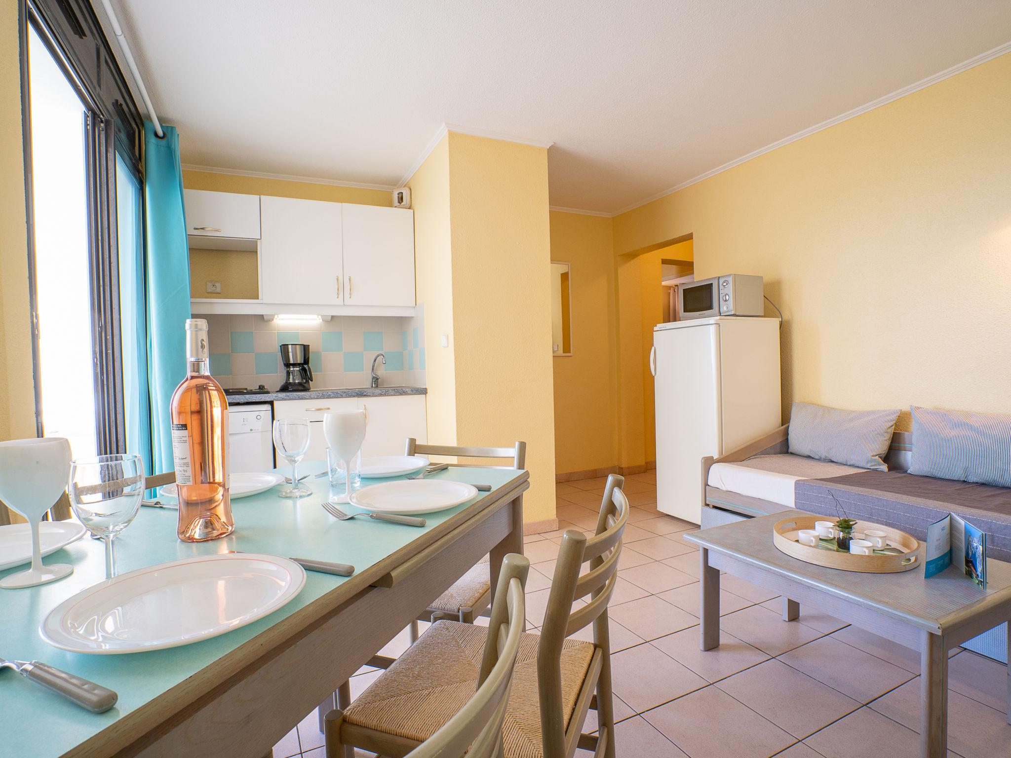 Photo 3 - Appartement de 2 chambres à Agde avec piscine et vues à la mer