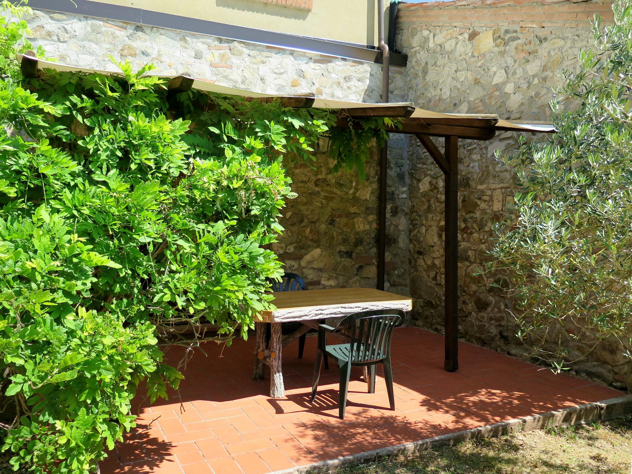 Photo 5 - Apartment in Riparbella with swimming pool and garden