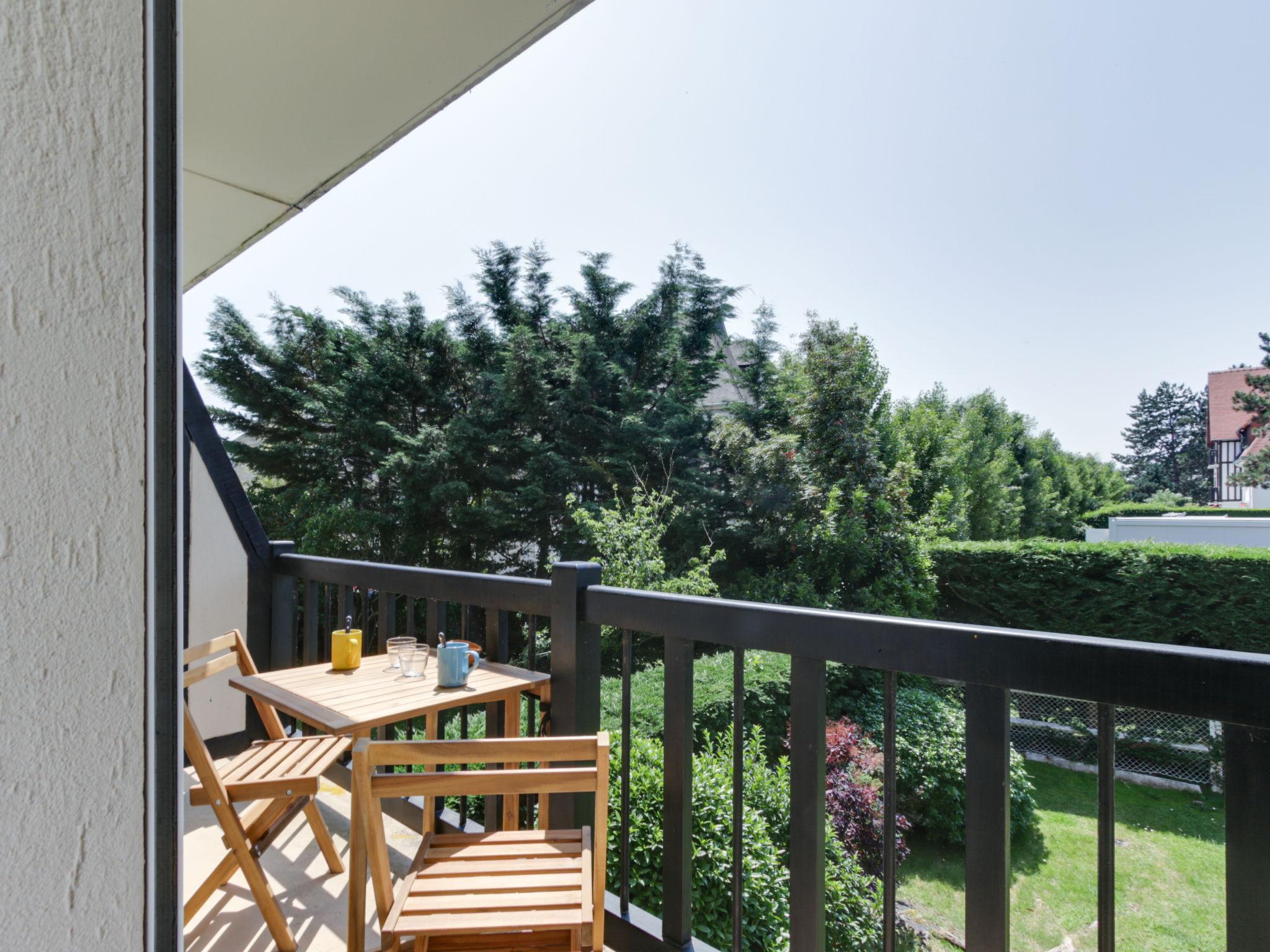 Photo 1 - Apartment in Deauville with sea view