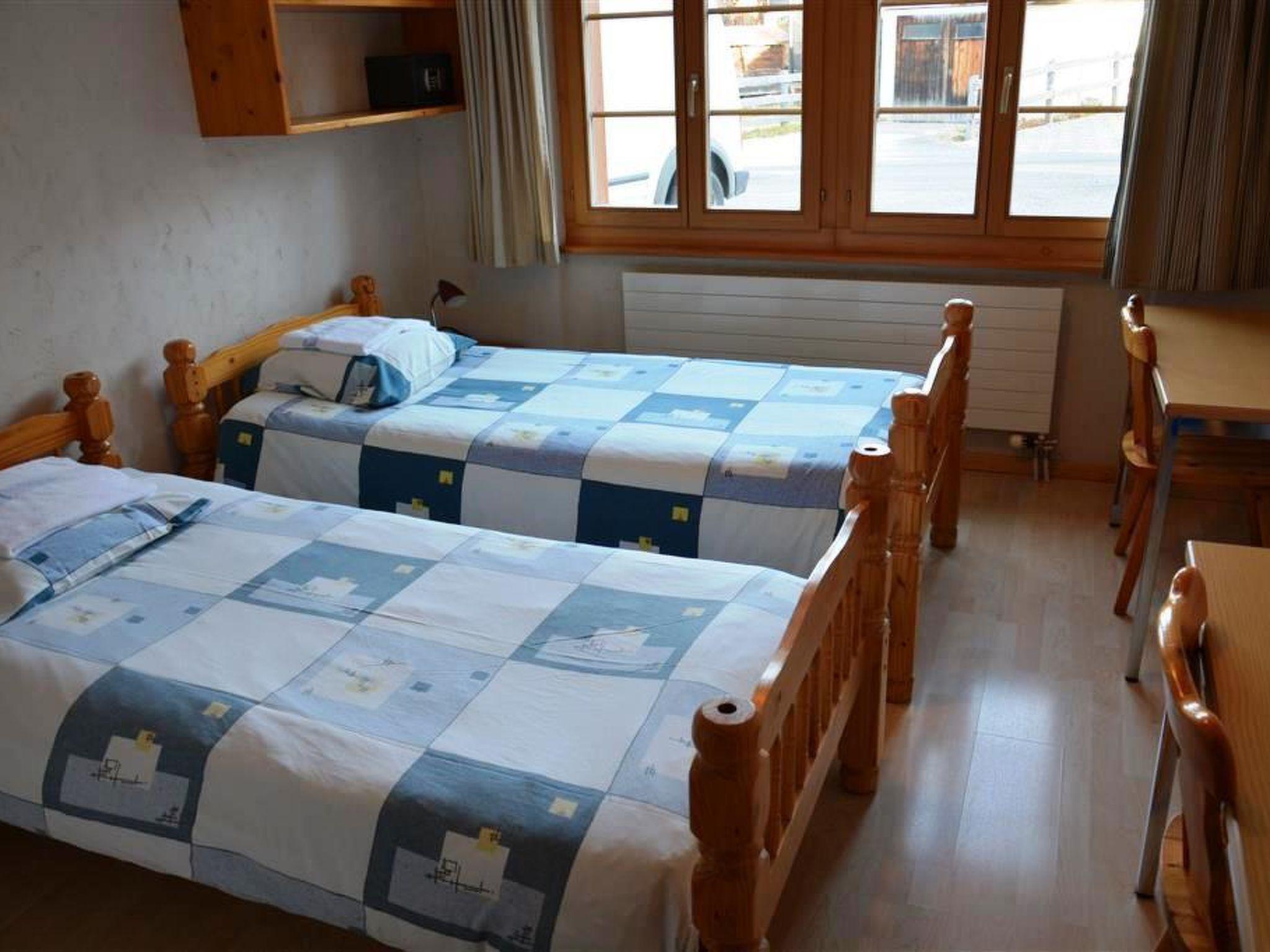 Photo 11 - 3 bedroom Apartment in Saanen