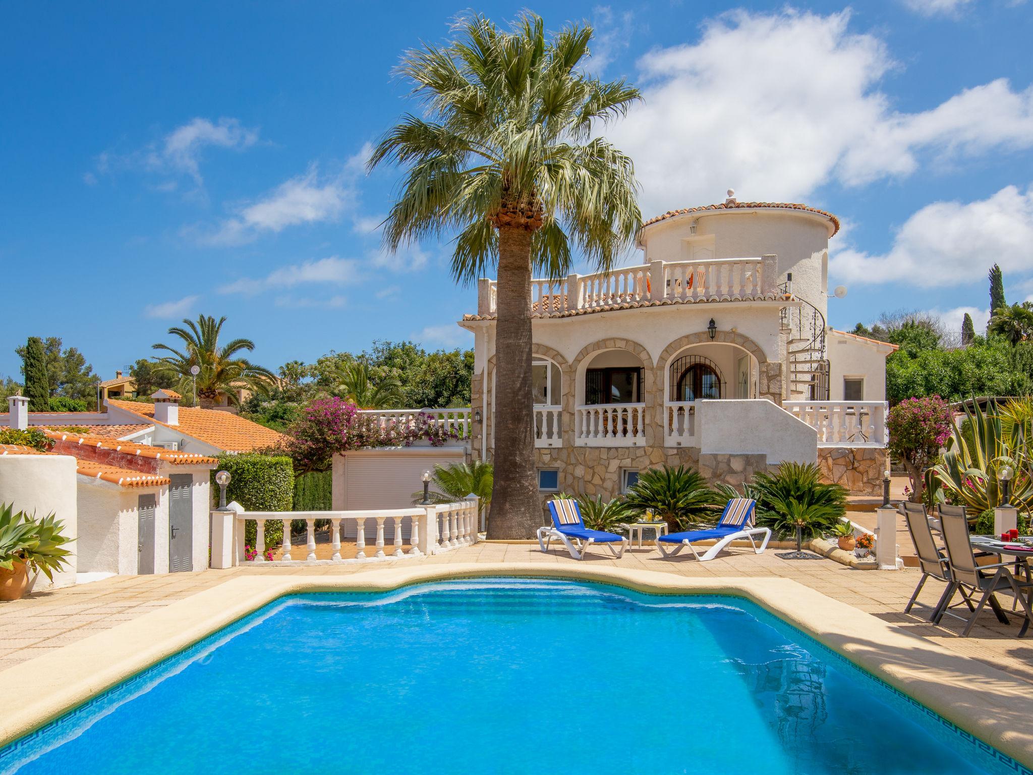 Foto 1 - Casa de 3 quartos em Dénia com piscina privada e vistas do mar