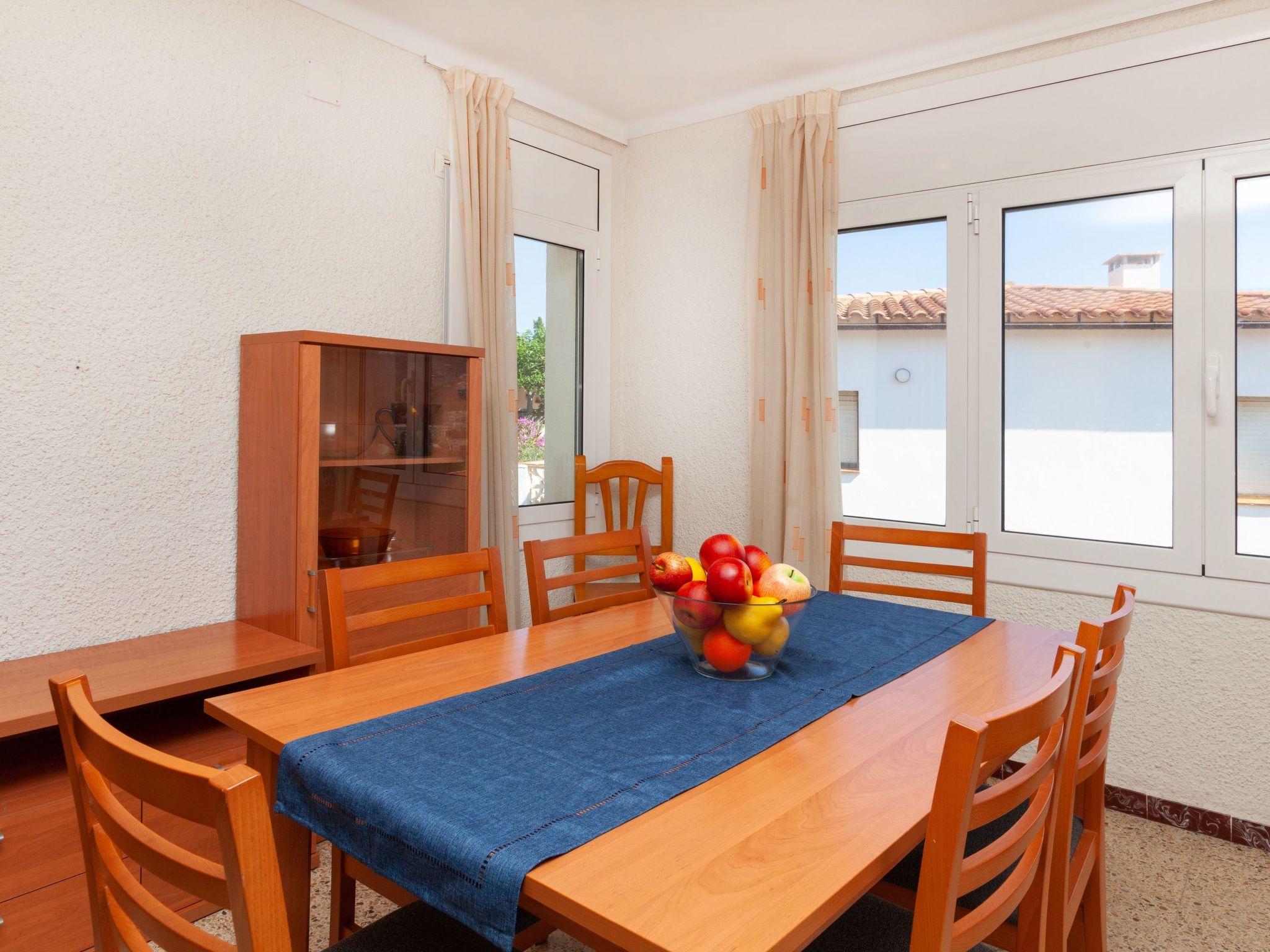 Foto 8 - Apartment mit 2 Schlafzimmern in El Port de la Selva mit terrasse und blick aufs meer