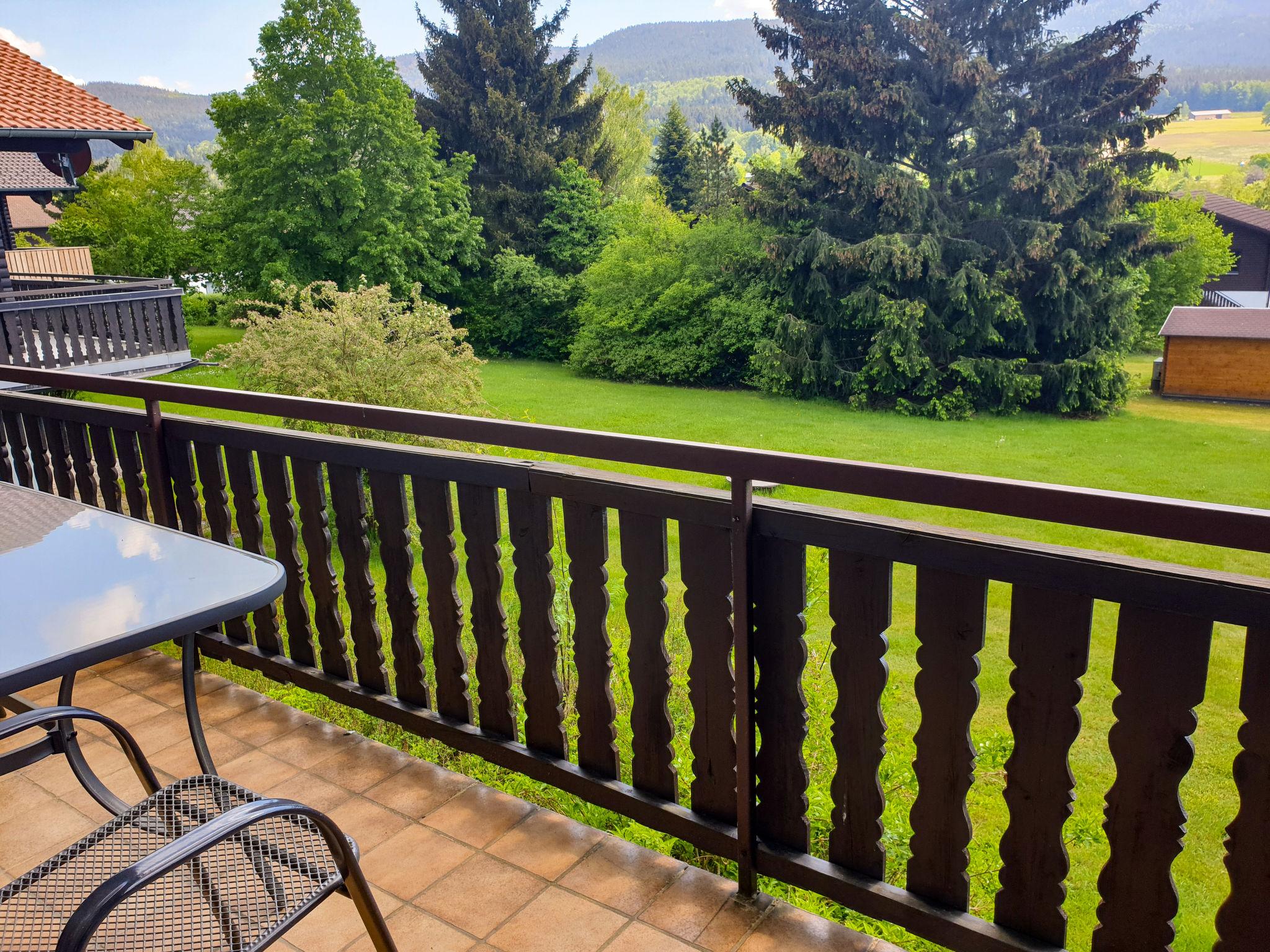 Photo 5 - Maison de 5 chambres à Arrach avec jardin et terrasse