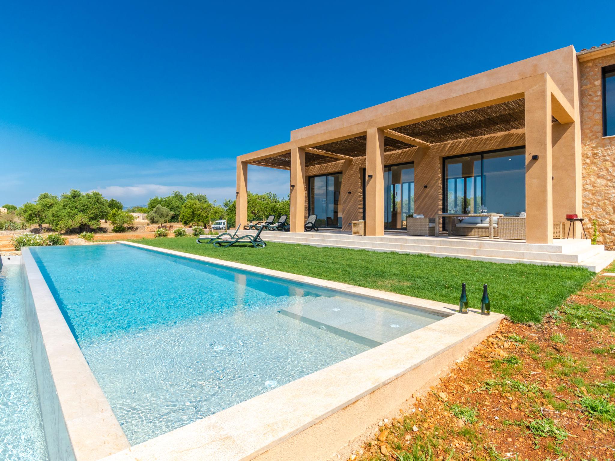 Foto 1 - Casa de 4 habitaciones en Sencelles con piscina privada y jardín