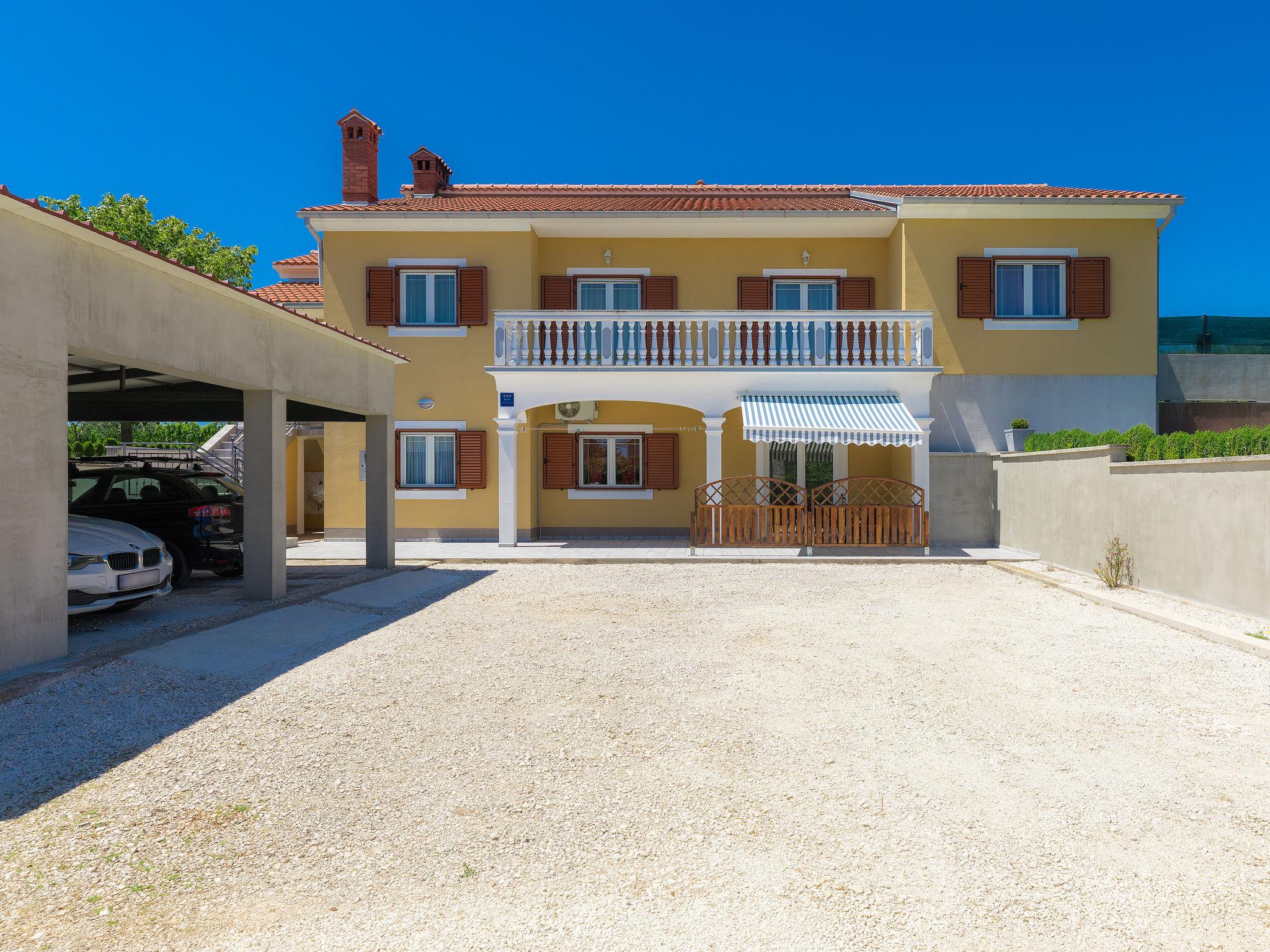 Foto 24 - Casa con 5 camere da letto a Barban con piscina privata e vista mare