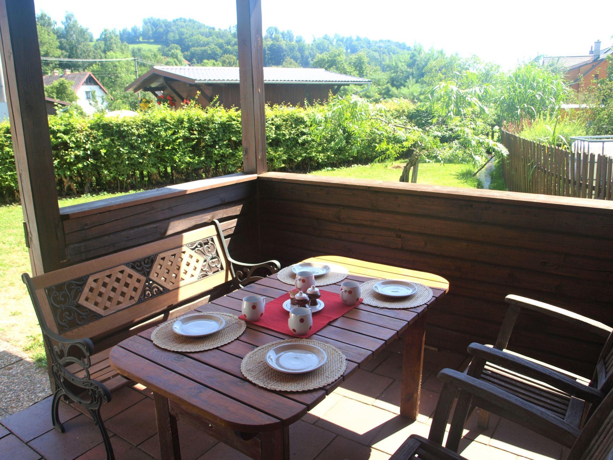 Photo 3 - Maison de 3 chambres à Lánov avec jardin et terrasse