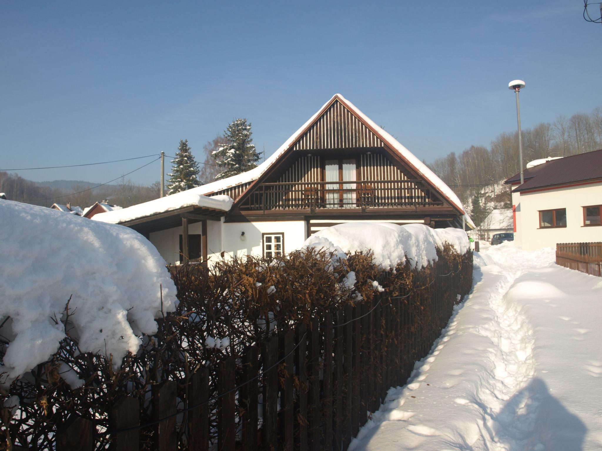 Foto 43 - Casa con 3 camere da letto a Lánov con giardino e terrazza