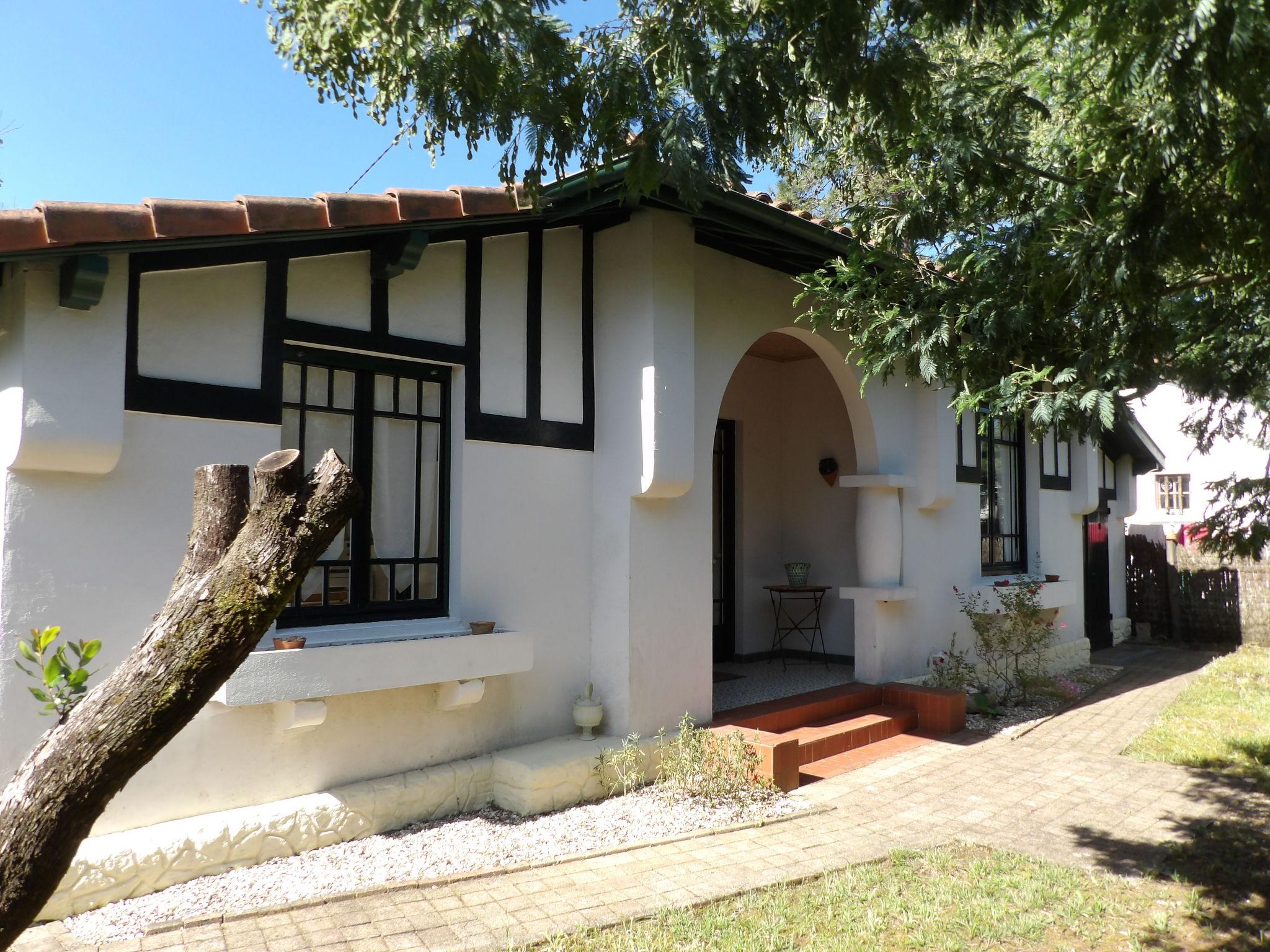 Photo 1 - Maison de 2 chambres à Mimizan avec jardin et terrasse