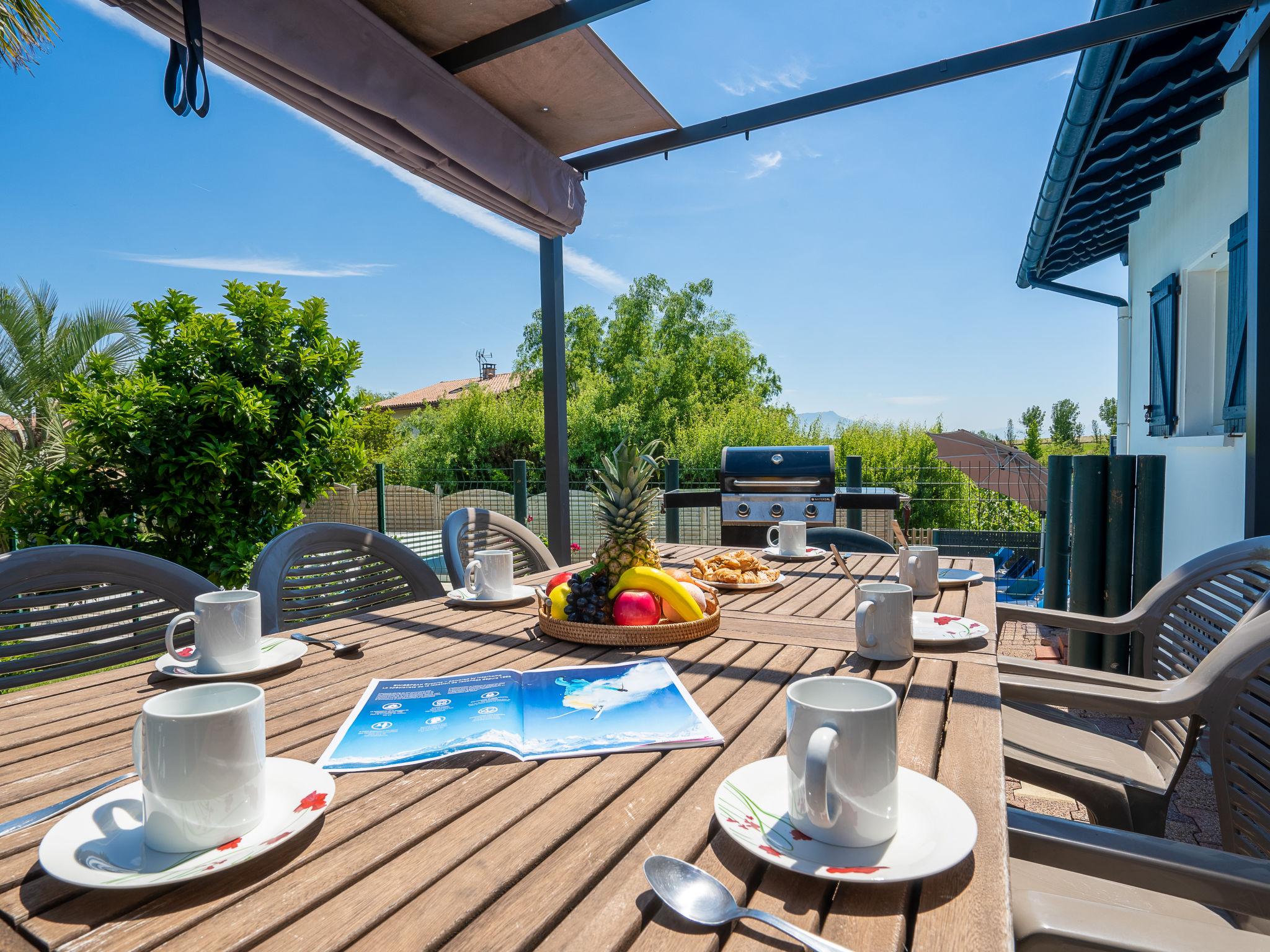 Photo 2 - Maison de 4 chambres à Arcangues avec piscine privée et jardin