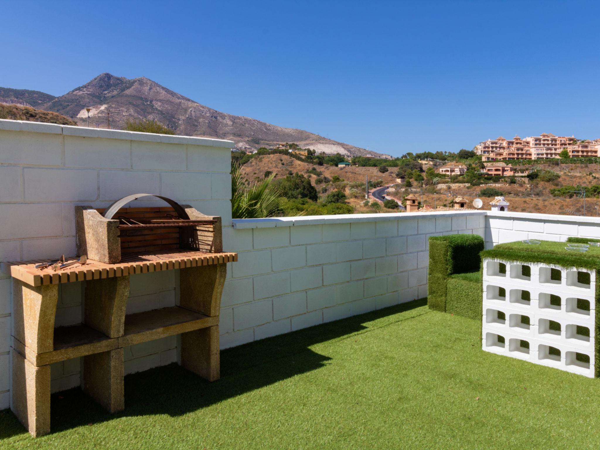 Photo 2 - Maison de 3 chambres à Benalmádena avec piscine et vues à la mer