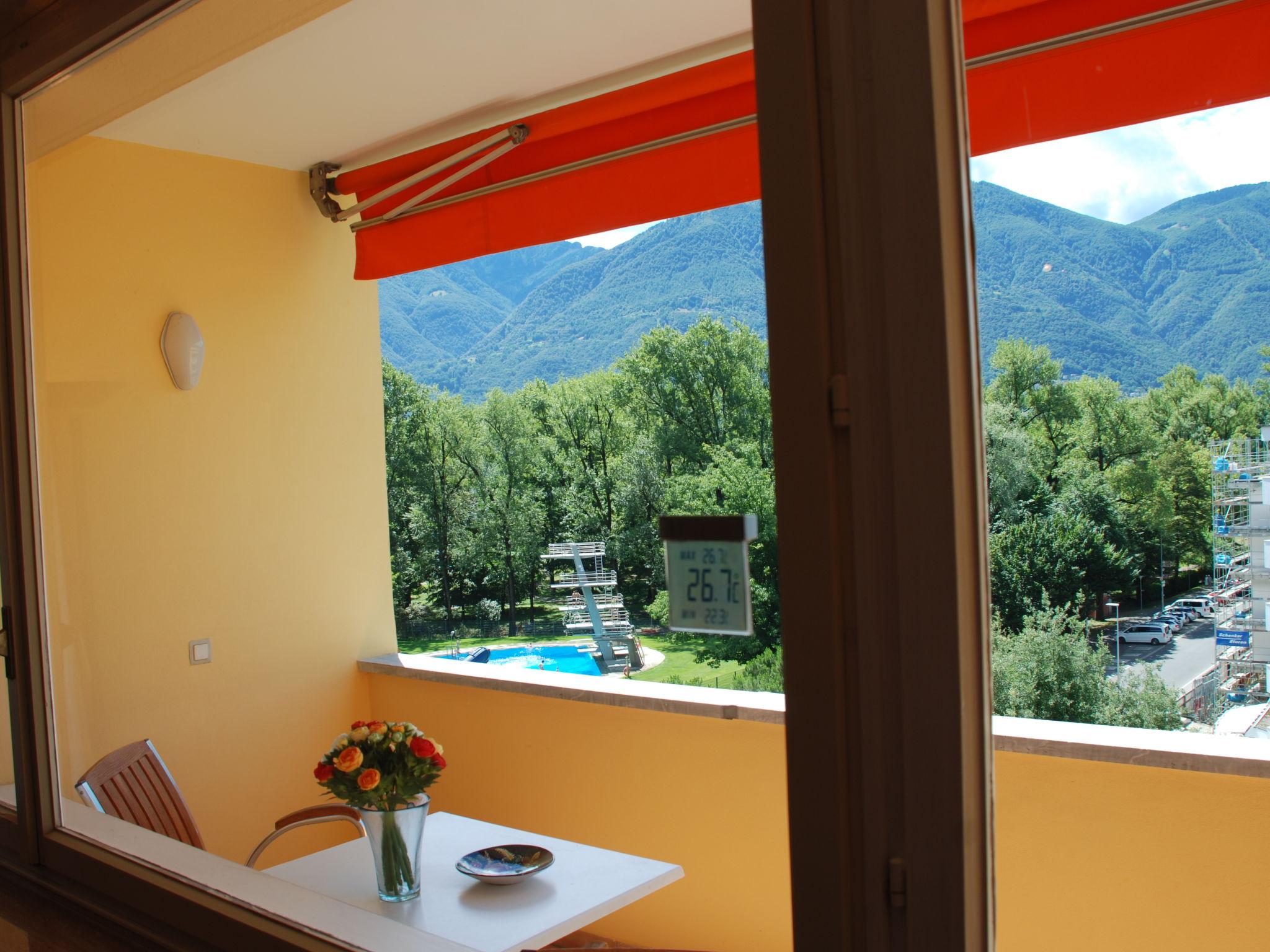 Photo 6 - Apartment in Locarno with terrace and mountain view