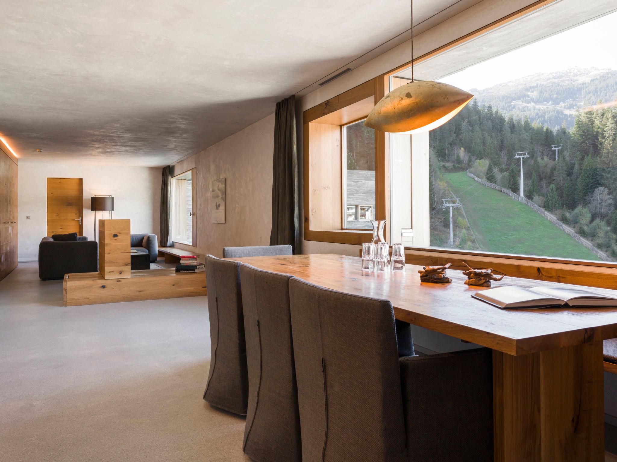 Foto 6 - Apartamento de 4 habitaciones en Laax con jardín