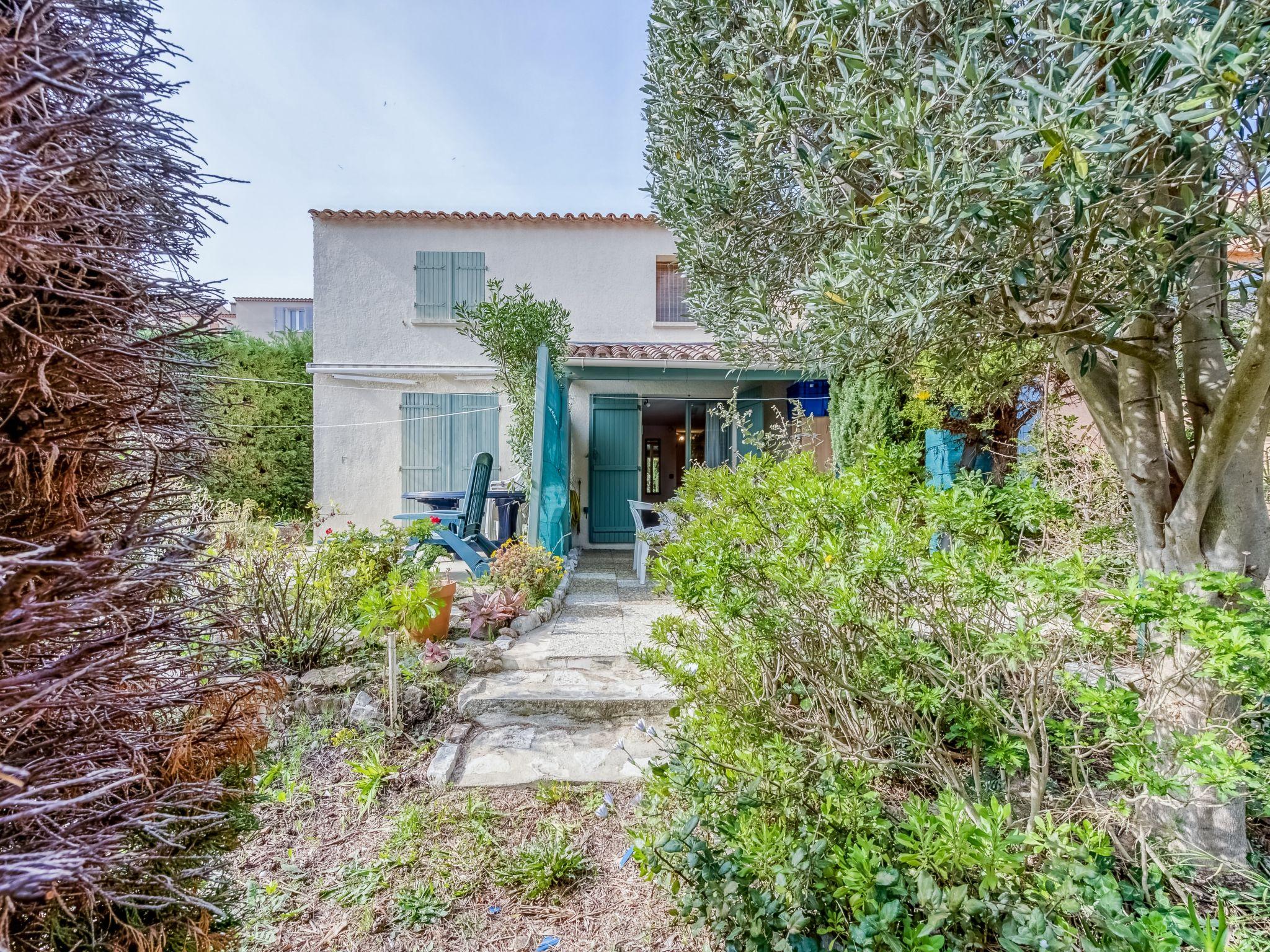 Photo 15 - Appartement de 2 chambres à Cavalaire-sur-Mer avec piscine et terrasse