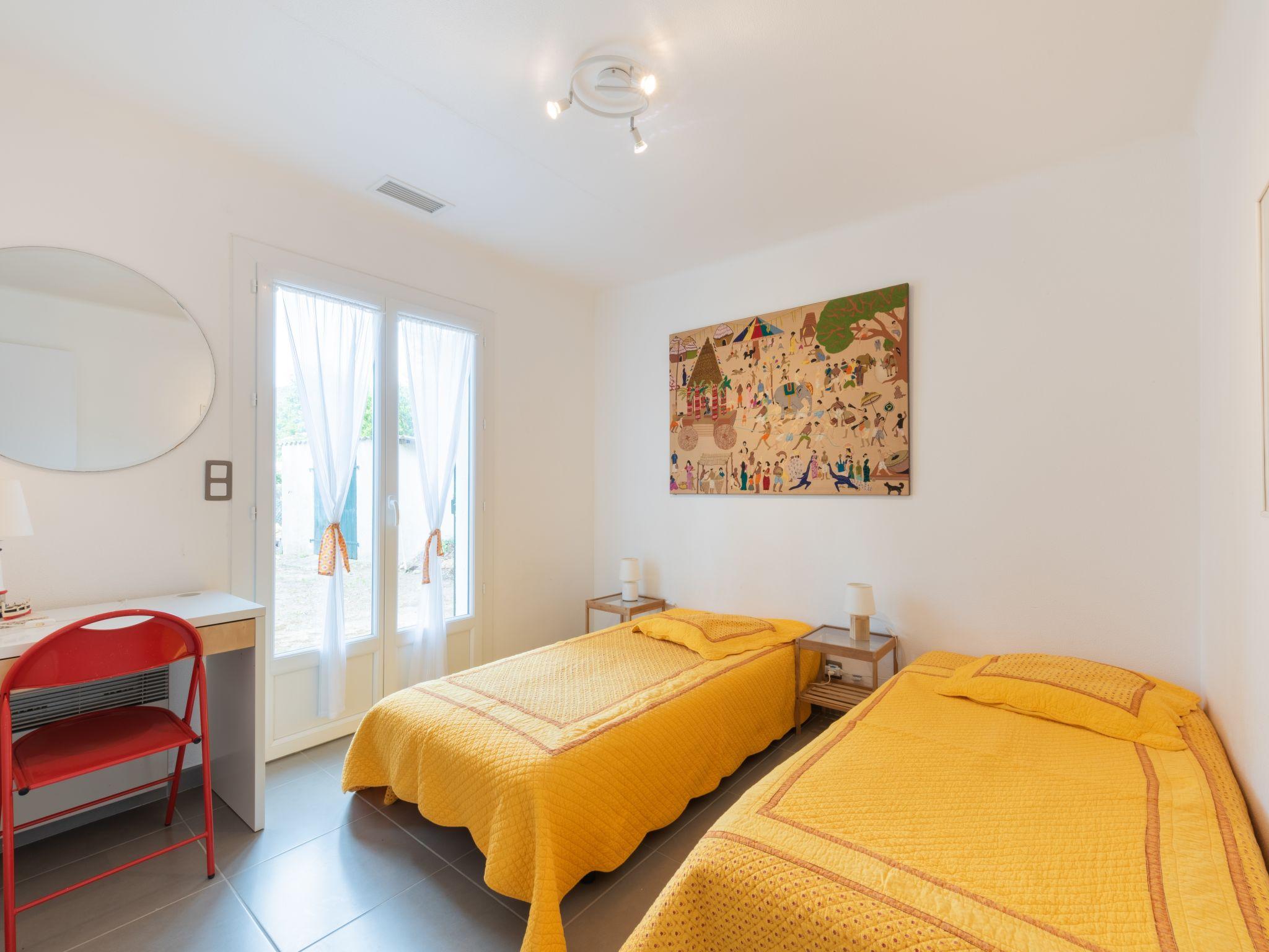 Foto 14 - Casa con 4 camere da letto a Cavalaire-sur-Mer con terrazza e vista mare