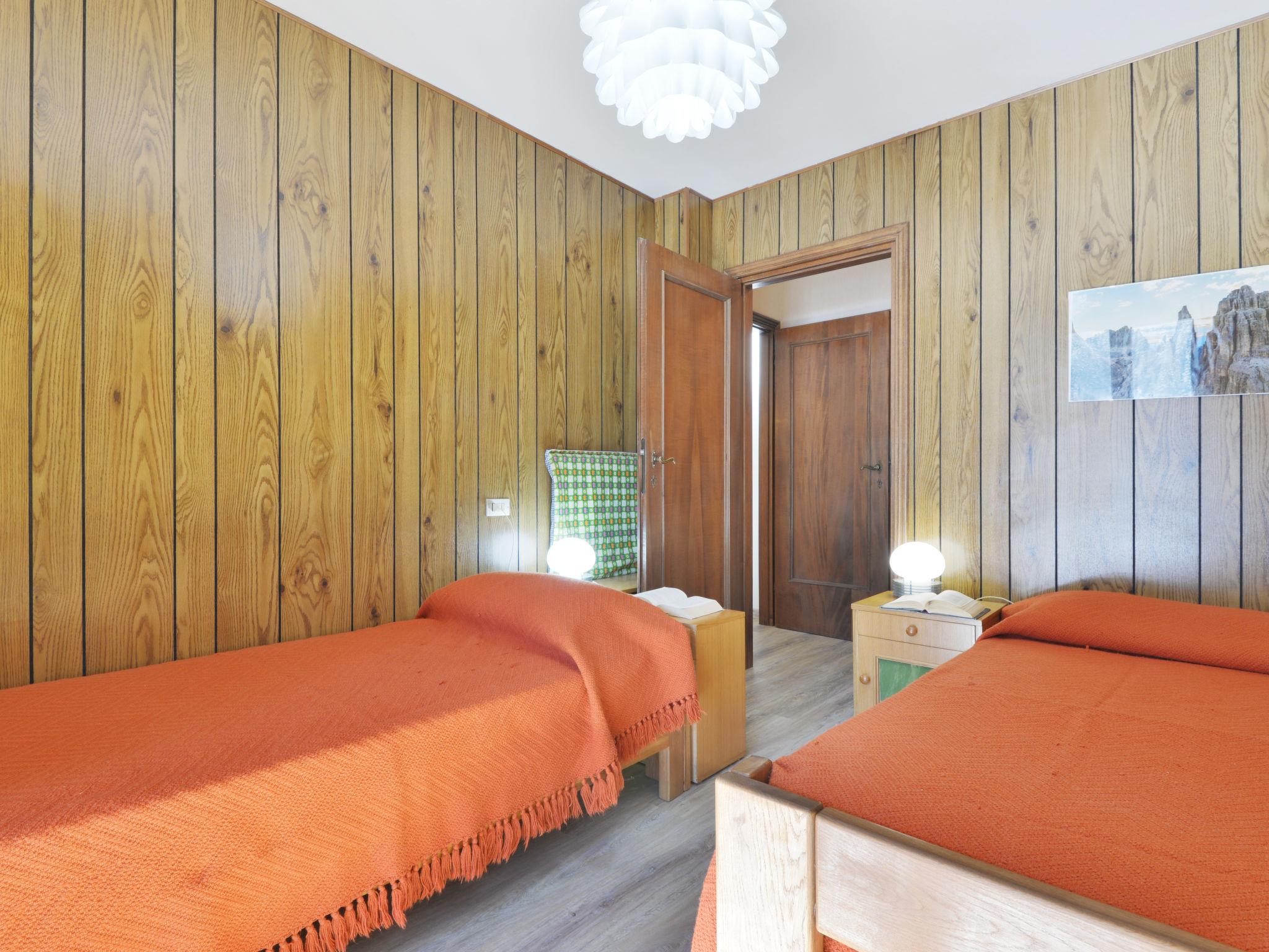 Foto 29 - Appartamento con 2 camere da letto a Canazei con terrazza e vista sulle montagne