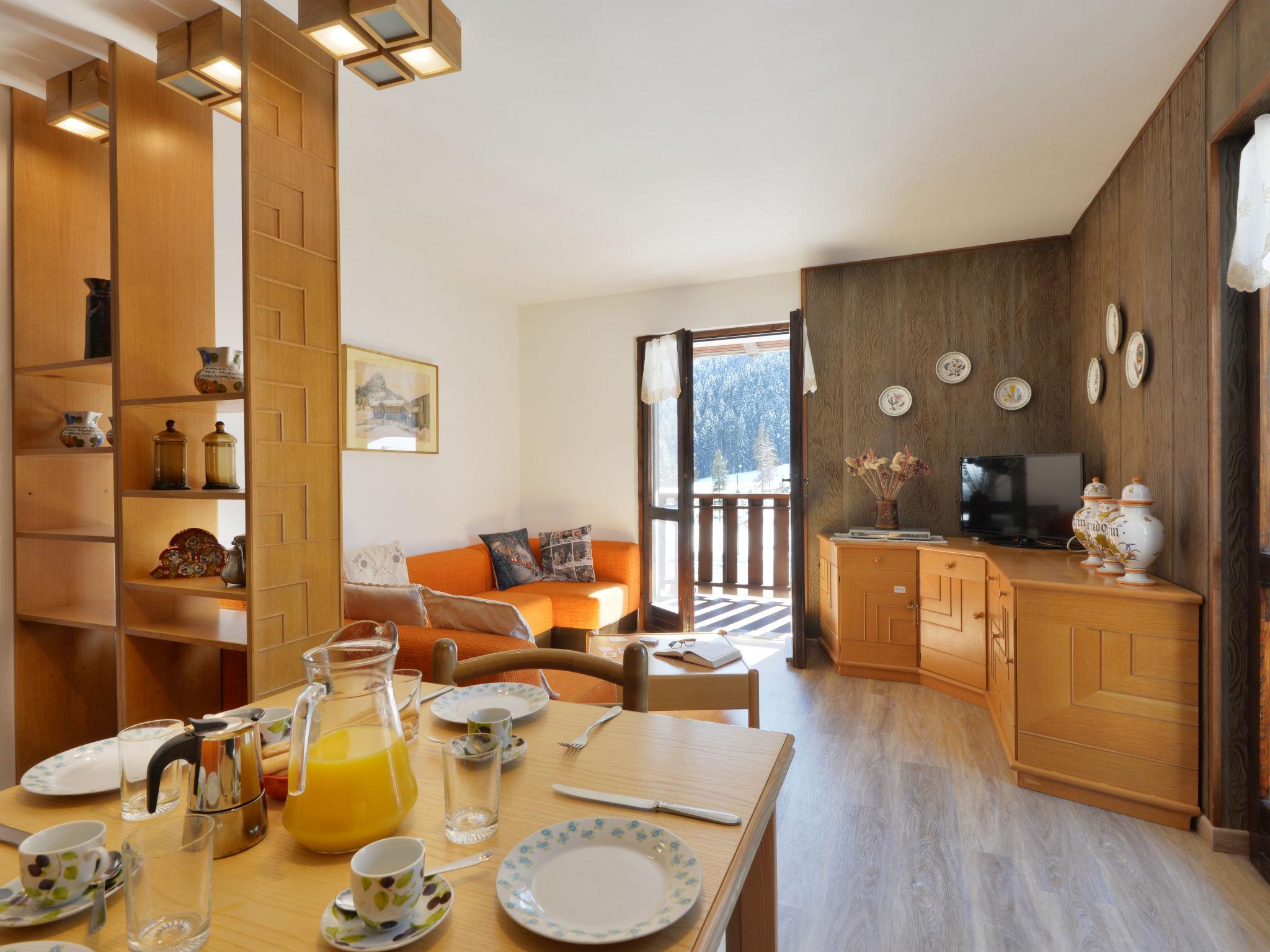 Foto 8 - Apartment mit 2 Schlafzimmern in Canazei mit terrasse und blick auf die berge