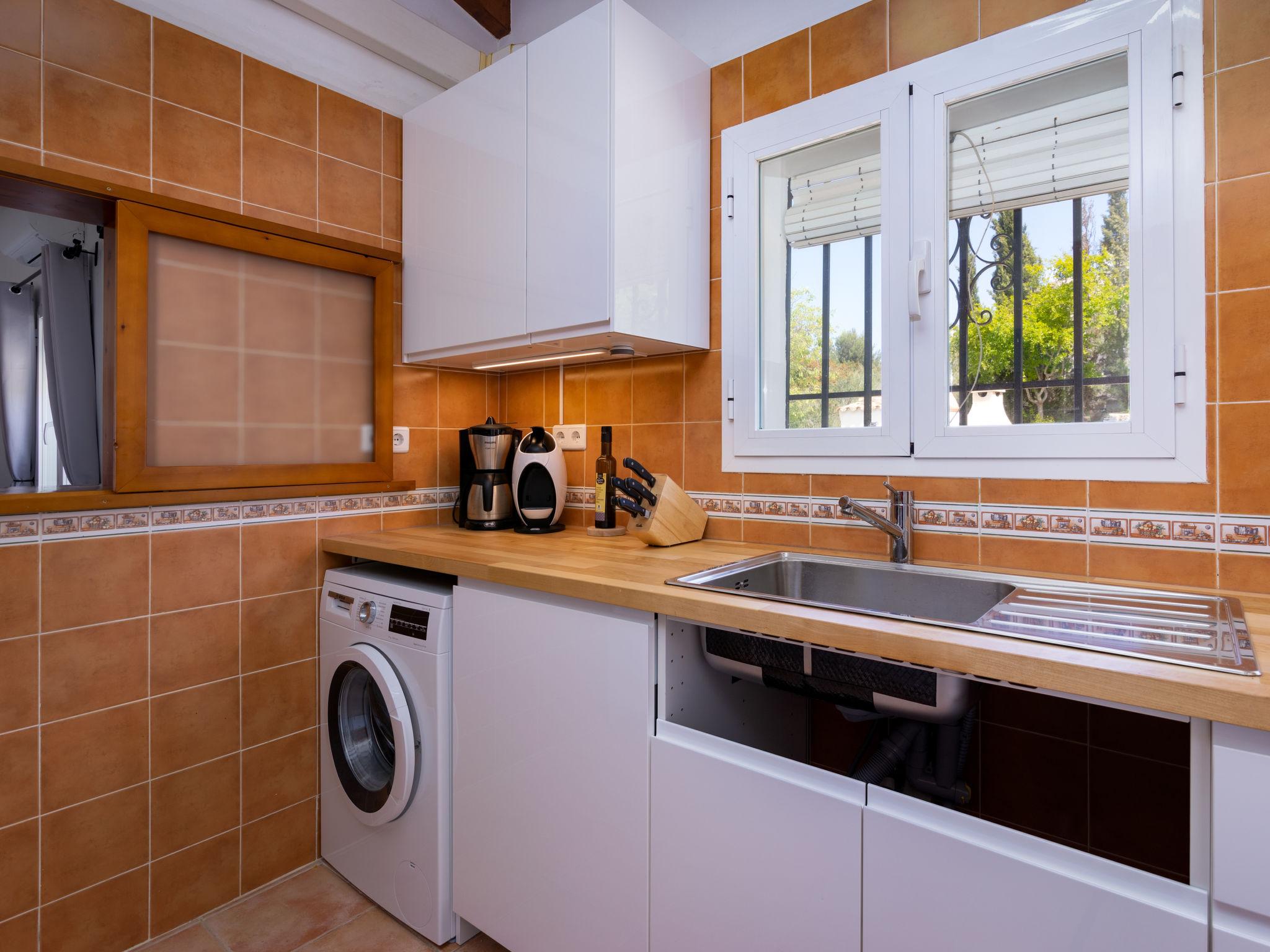 Photo 5 - 3 bedroom House in Dénia with private pool and garden