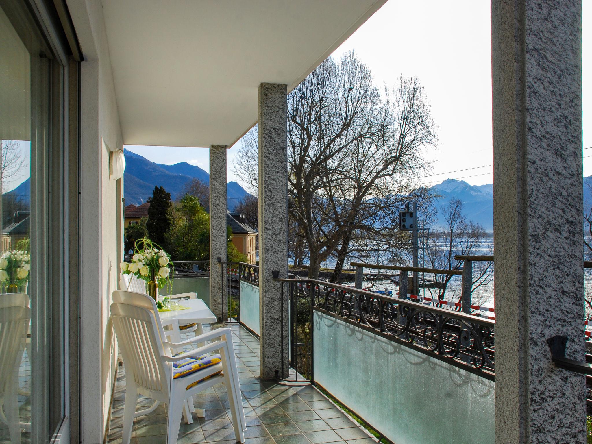 Photo 17 - 2 bedroom Apartment in Minusio with garden and mountain view