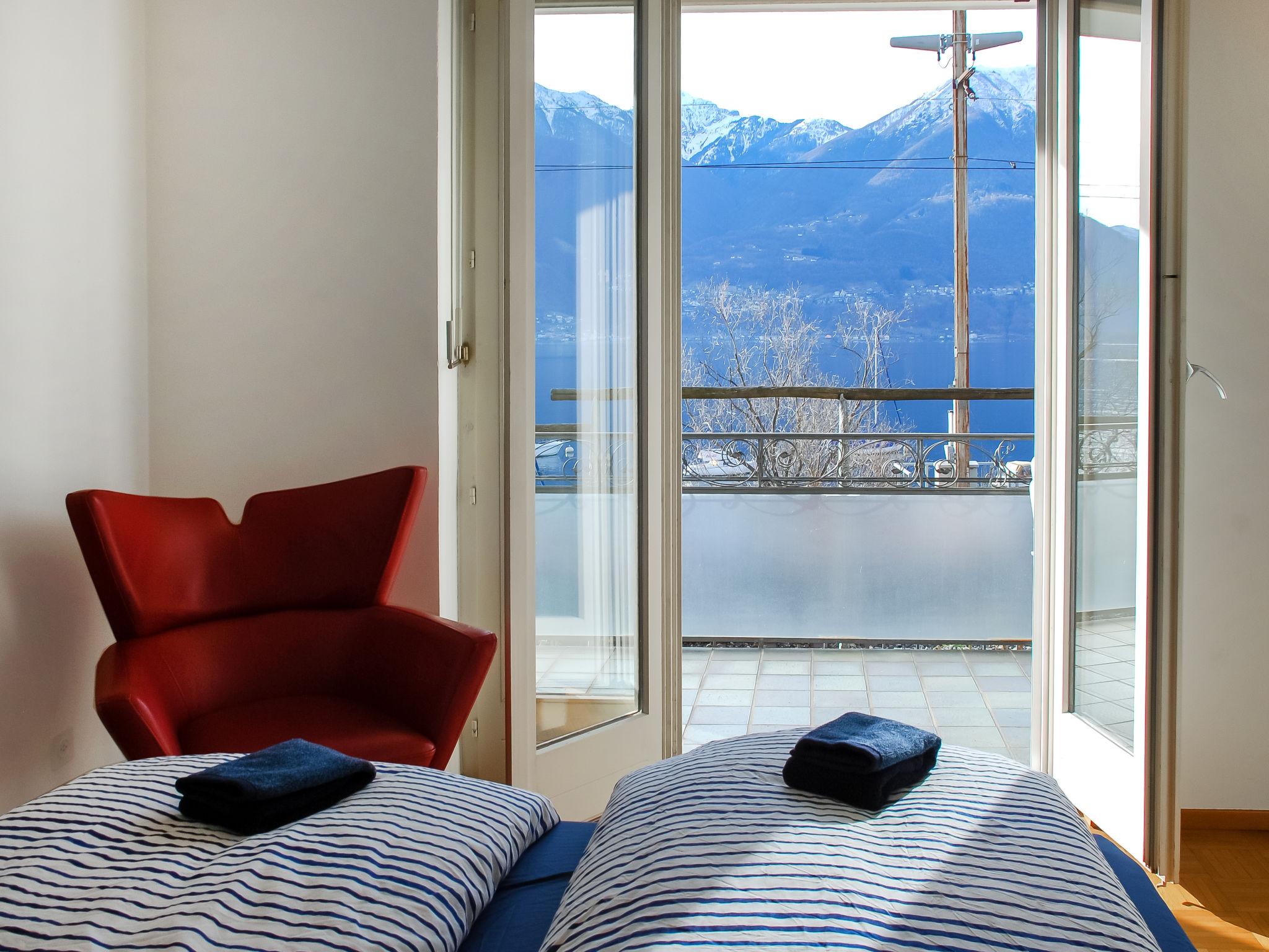 Photo 14 - 2 bedroom Apartment in Minusio with garden and mountain view