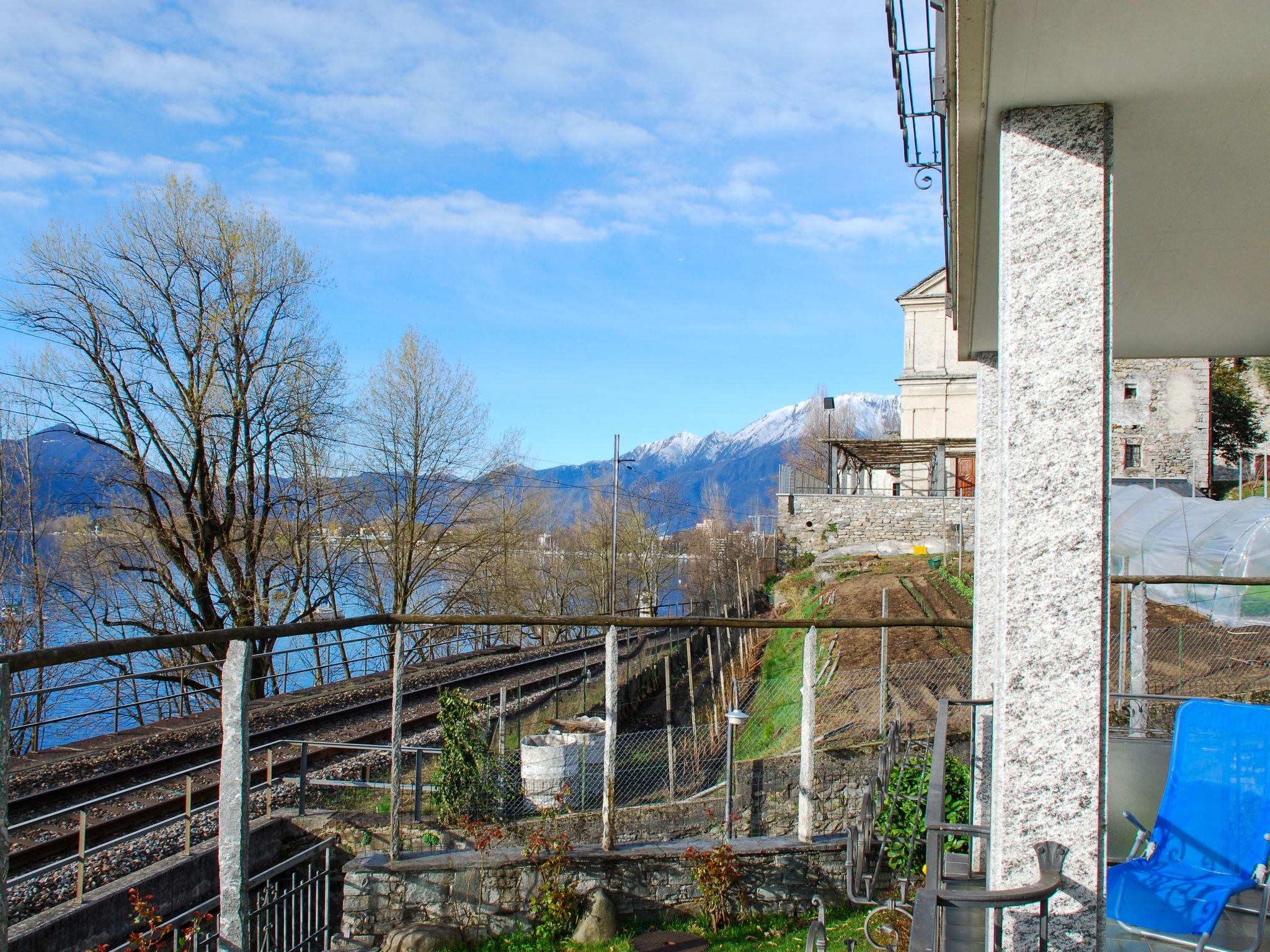 Photo 19 - 2 bedroom Apartment in Minusio with garden and mountain view