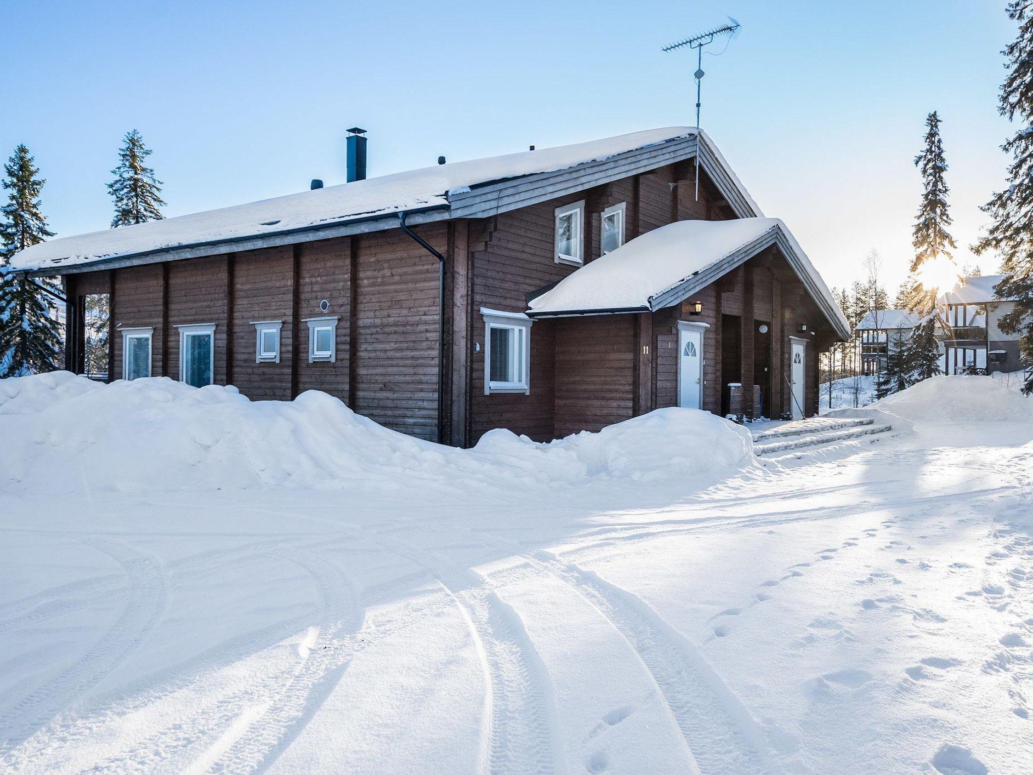 Photo 2 - Maison de 5 chambres à Hyrynsalmi avec sauna