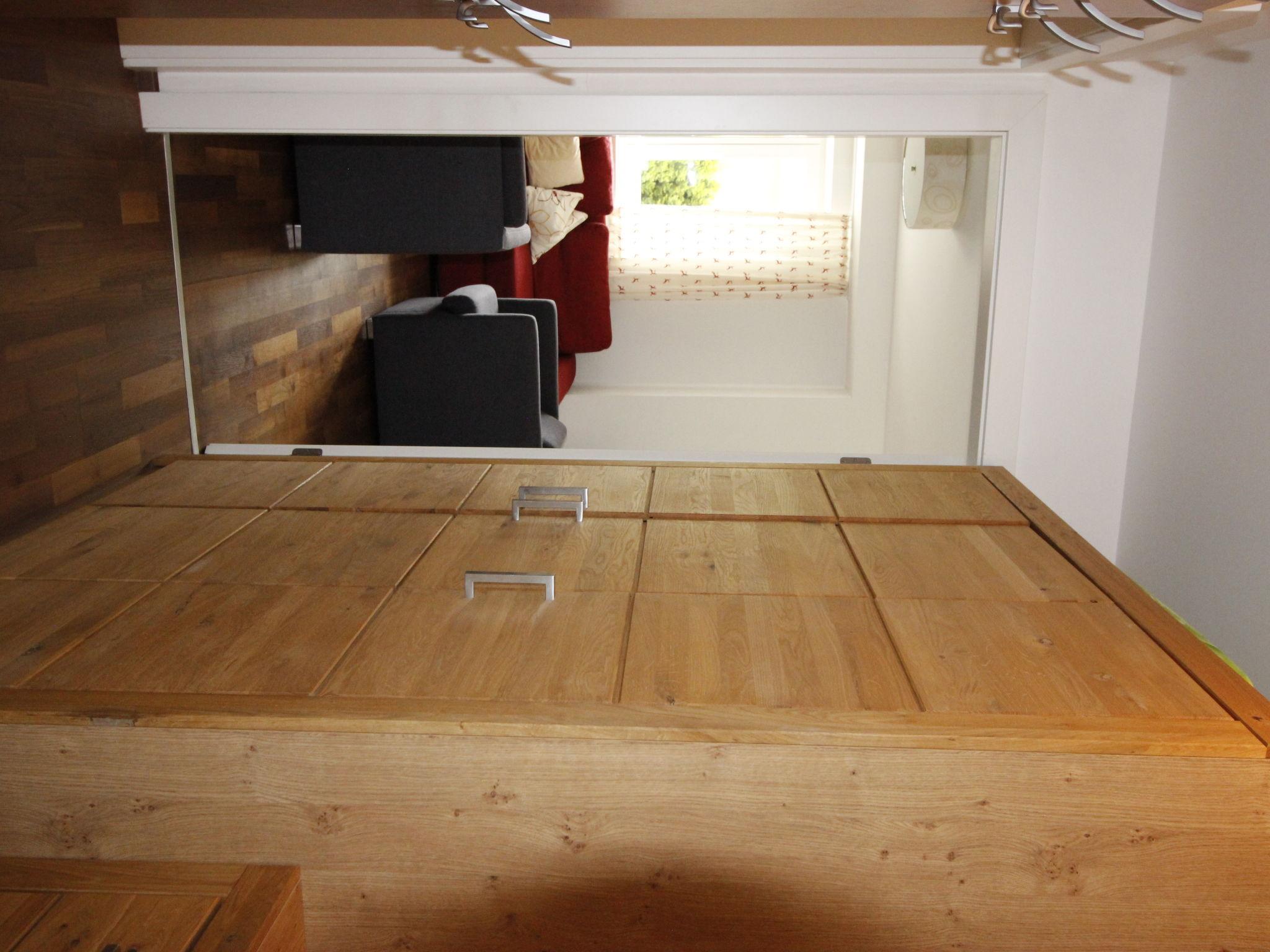 Foto 16 - Appartamento con 2 camere da letto a Kaprun con sauna e vista sulle montagne