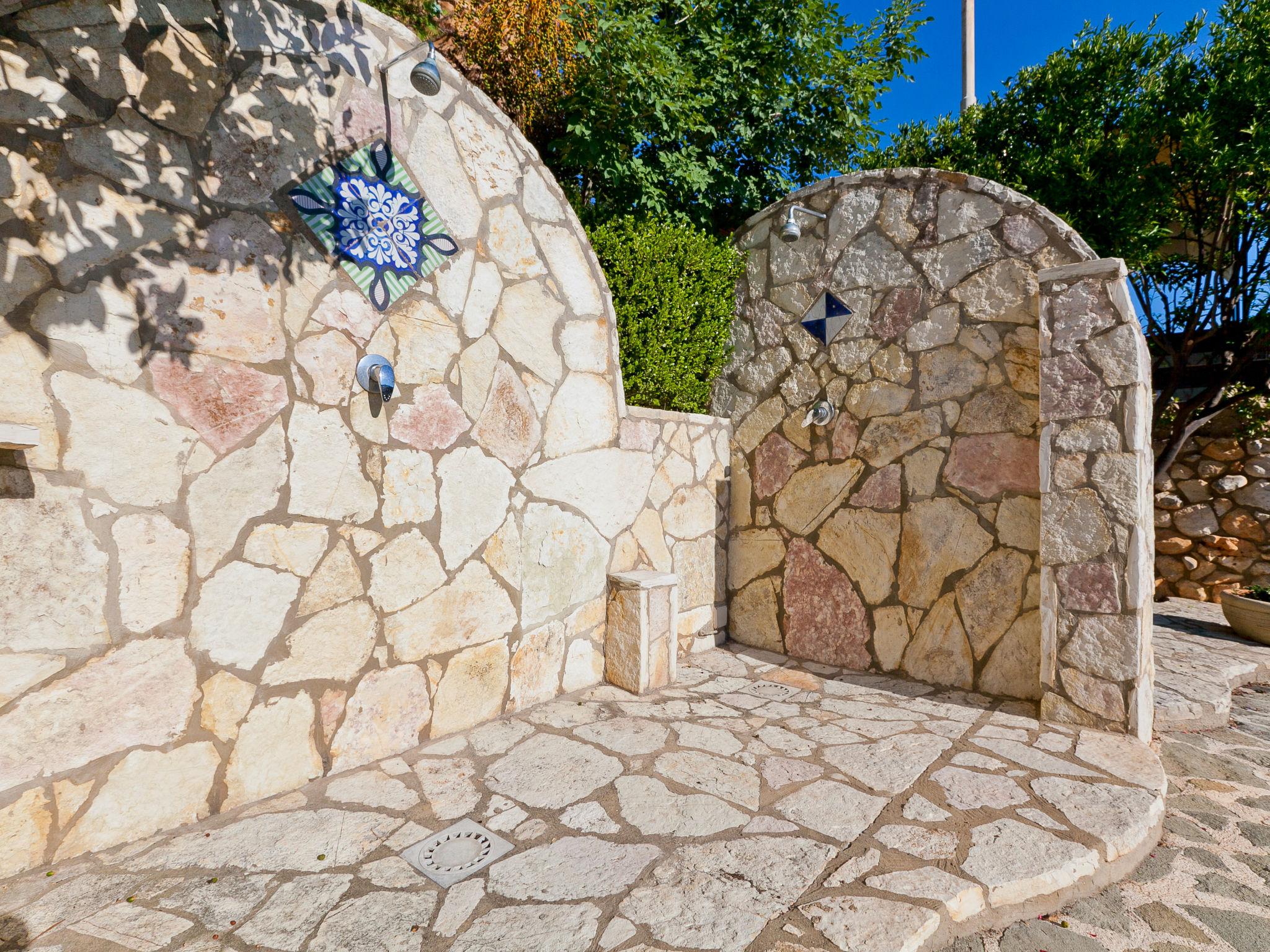 Foto 19 - Casa en Castellammare del Golfo con piscina y jardín