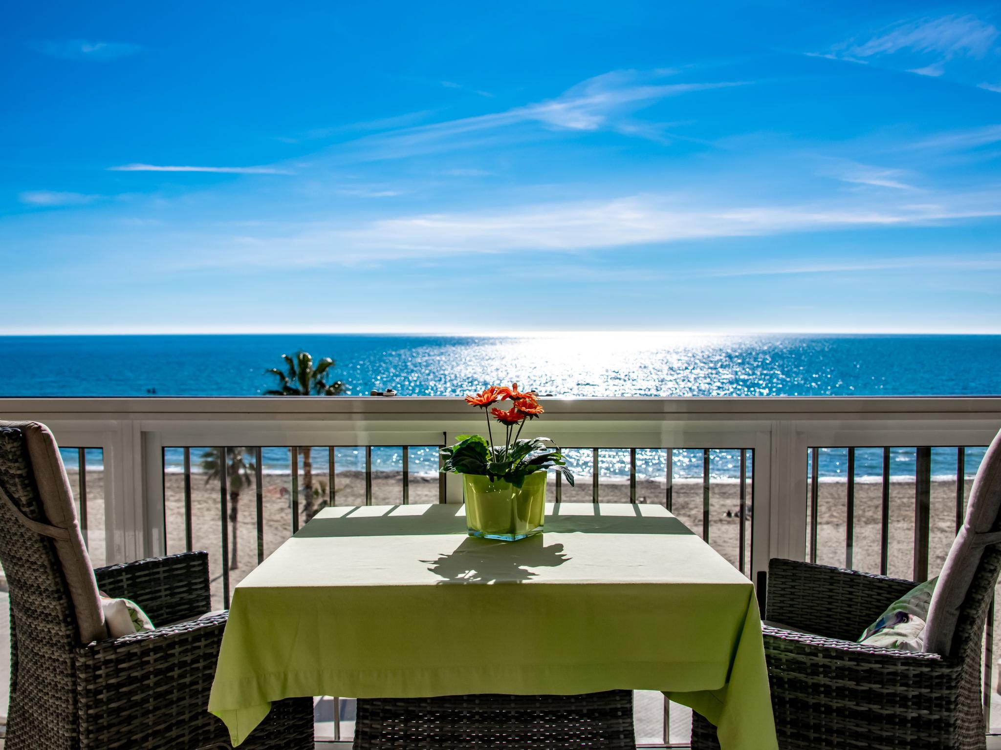 Foto 1 - Apartamento de 2 quartos em Calp com terraço e vistas do mar