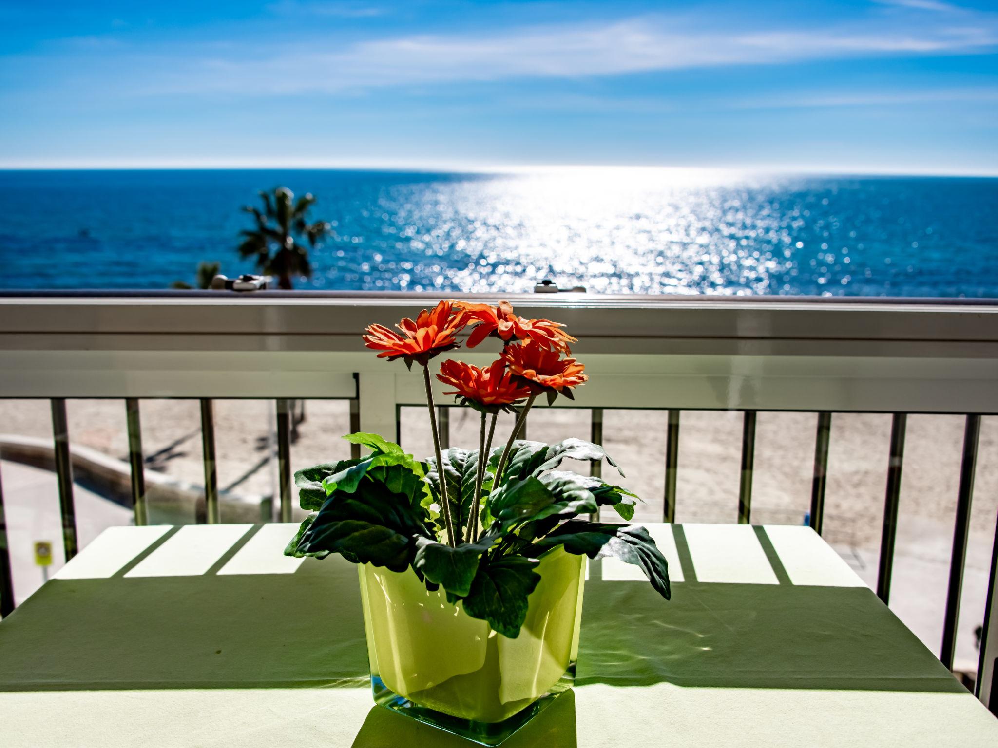 Foto 20 - Appartamento con 2 camere da letto a Calp con terrazza e vista mare