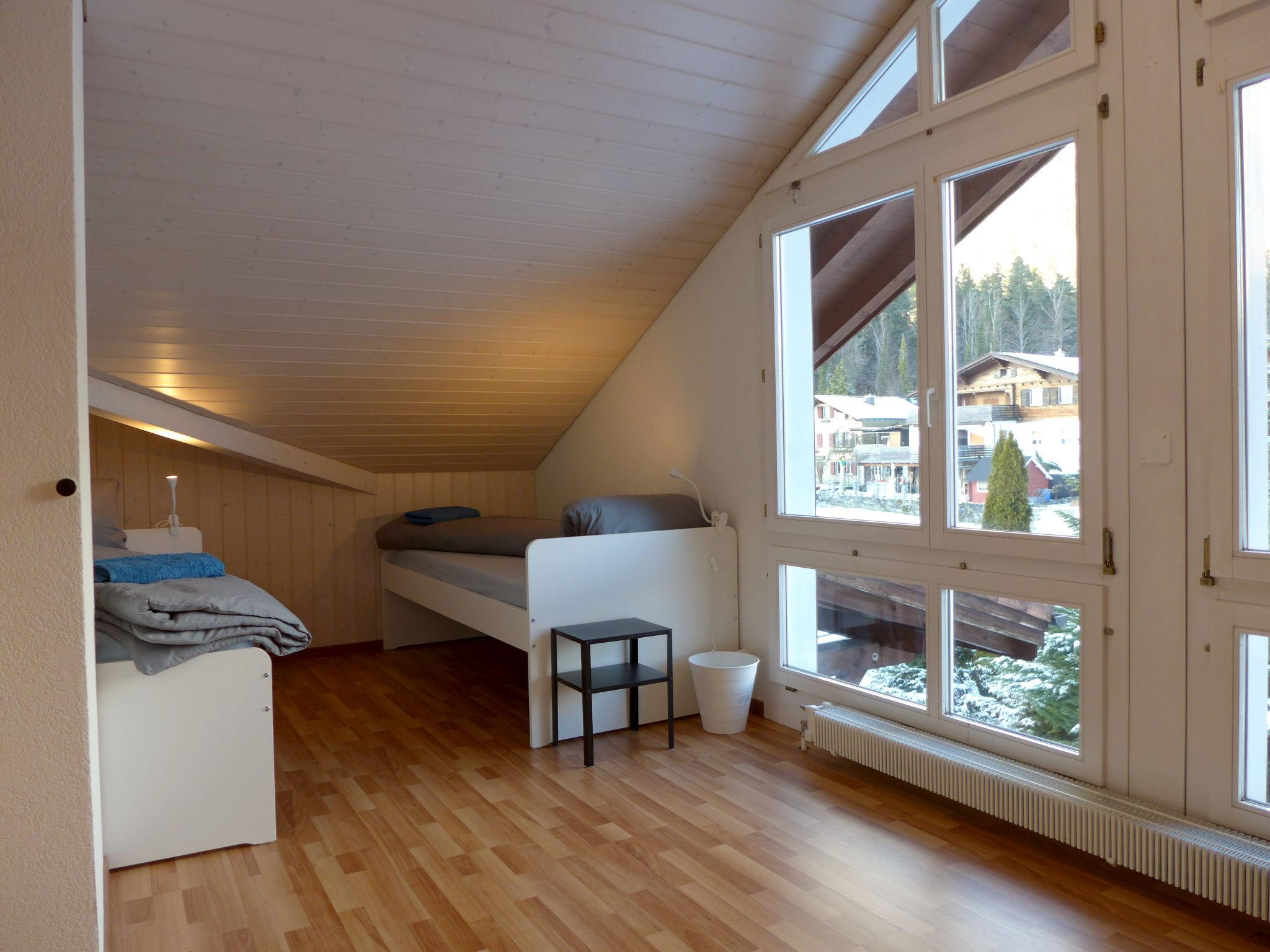 Photo 22 - 3 bedroom Apartment in Brienz with terrace and mountain view
