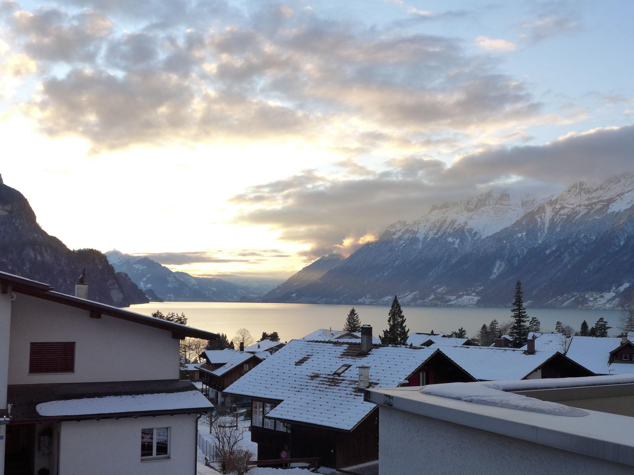 Foto 29 - Appartamento con 3 camere da letto a Brienz con terrazza