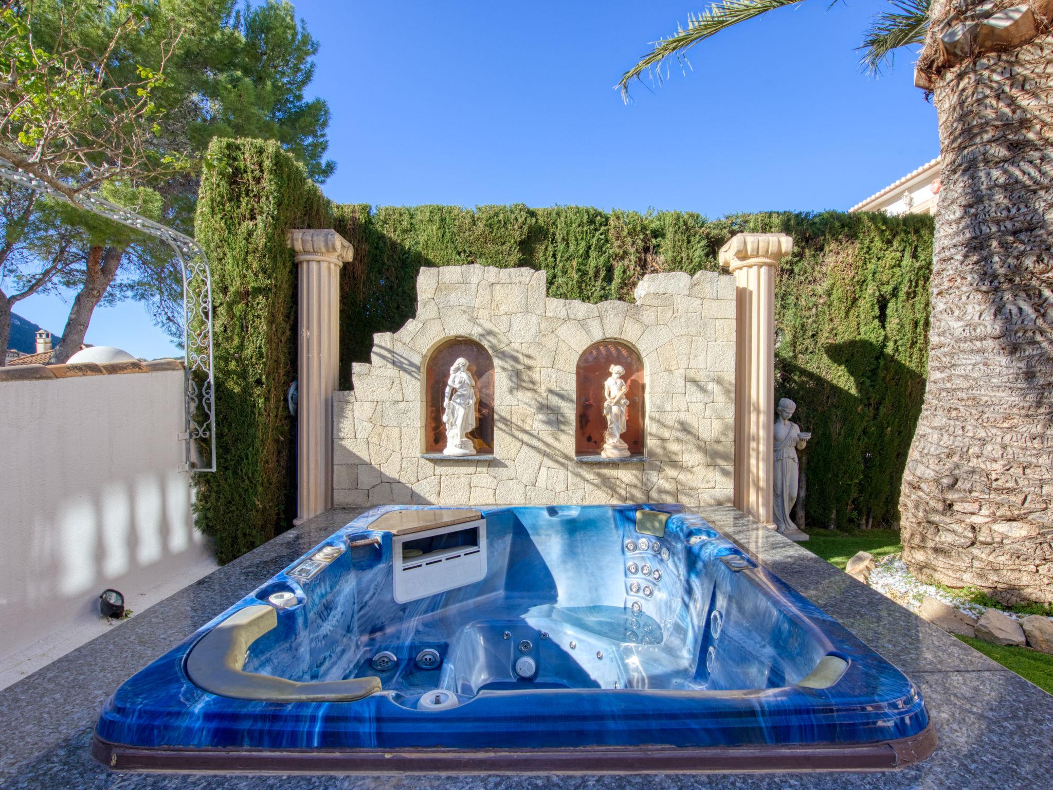 Photo 3 - Maison de 2 chambres à Dénia avec piscine privée et vues à la mer