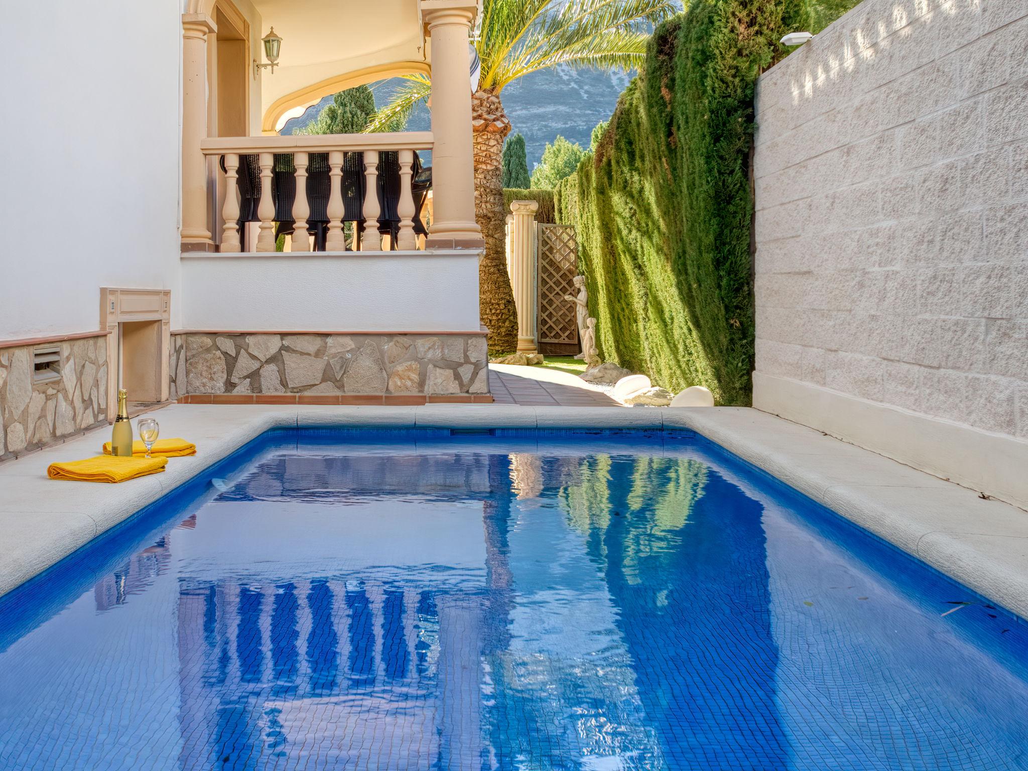 Photo 2 - Maison de 2 chambres à Dénia avec piscine privée et jardin