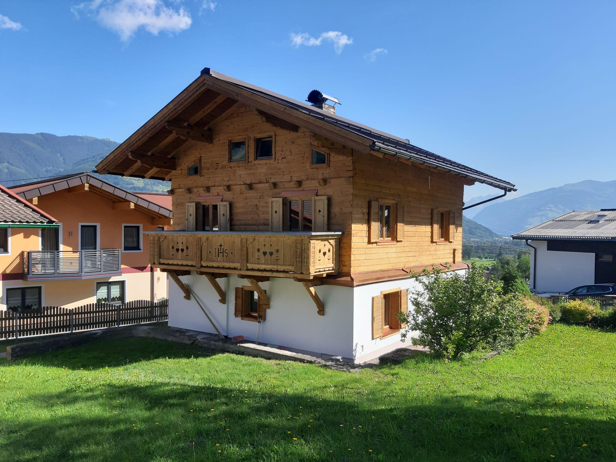 Foto 1 - Casa con 3 camere da letto a Kaprun con terrazza e vista sulle montagne