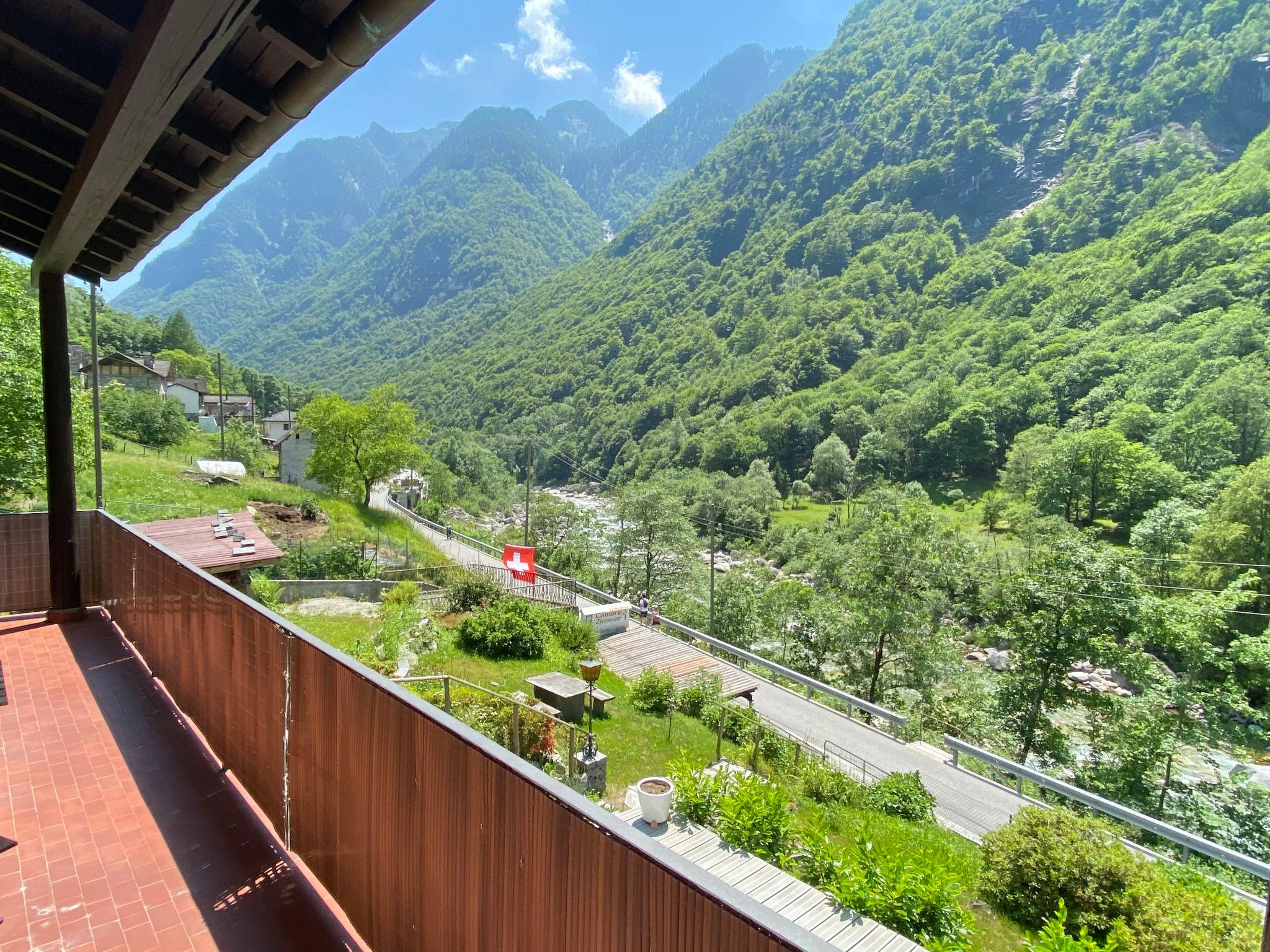 Foto 24 - Casa de 3 quartos em Verzasca com jardim e vista para a montanha