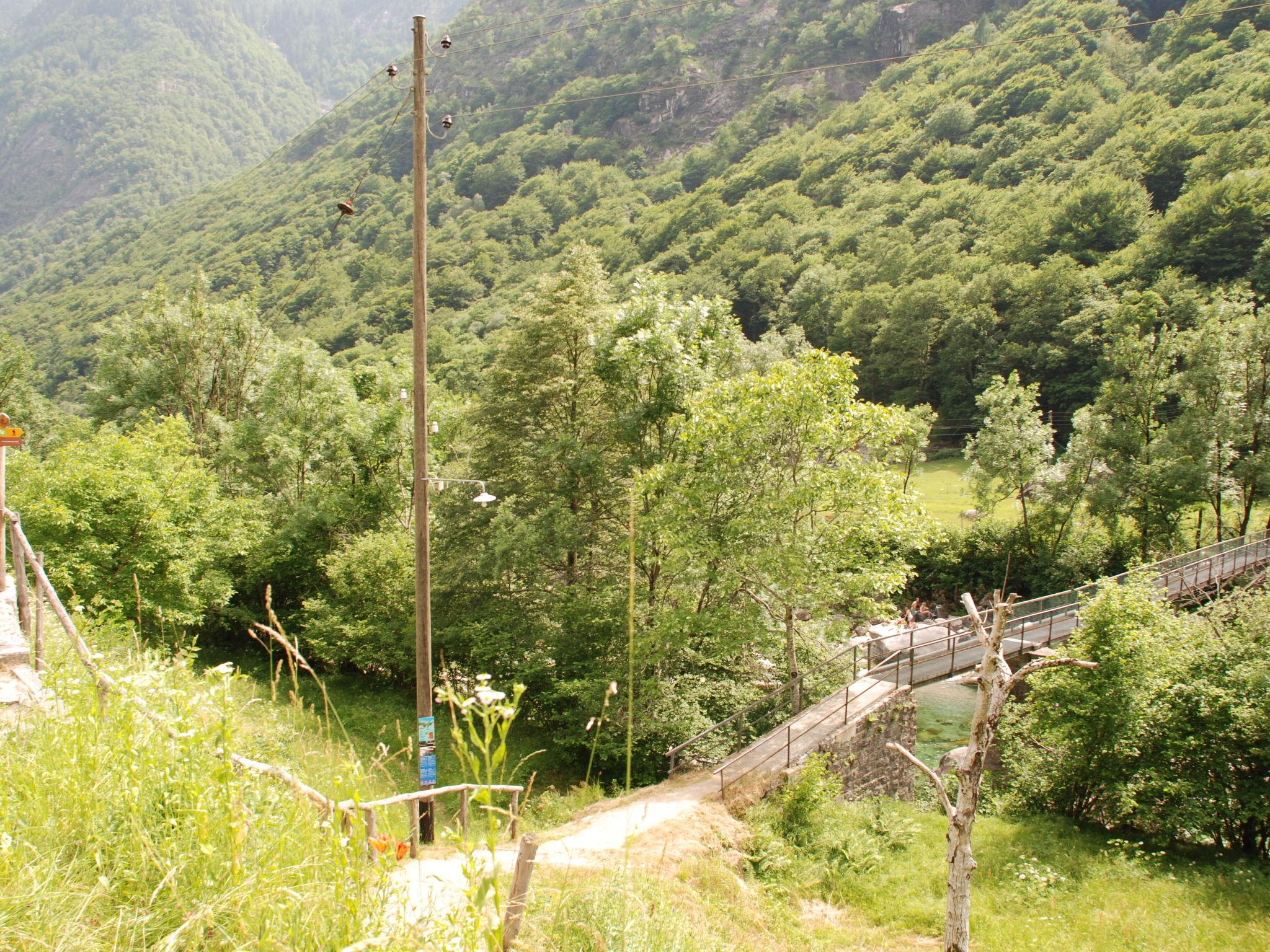 Foto 36 - Casa de 3 quartos em Verzasca com jardim e vista para a montanha