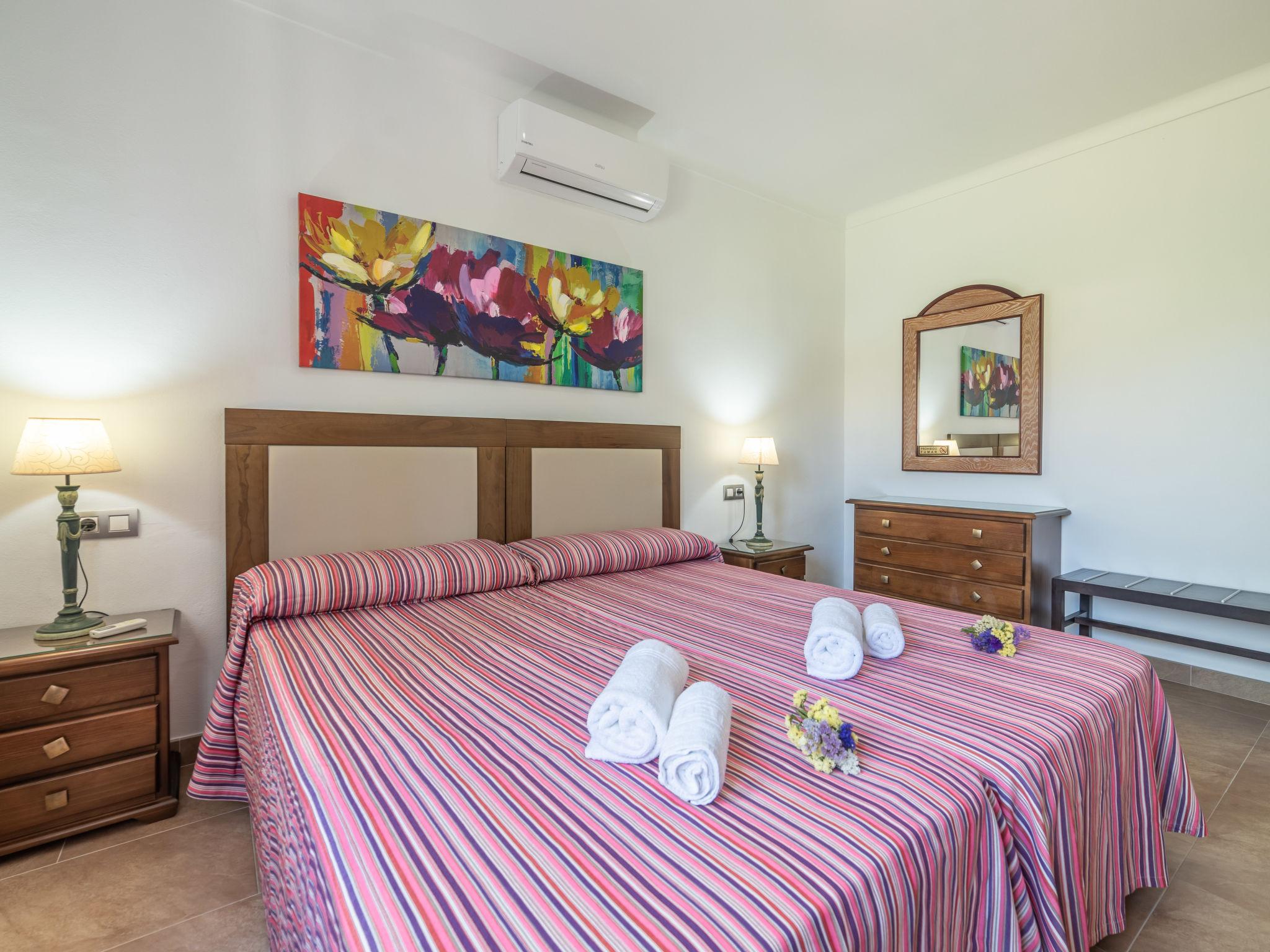 Foto 15 - Casa con 4 camere da letto a Pollença con piscina privata e vista mare