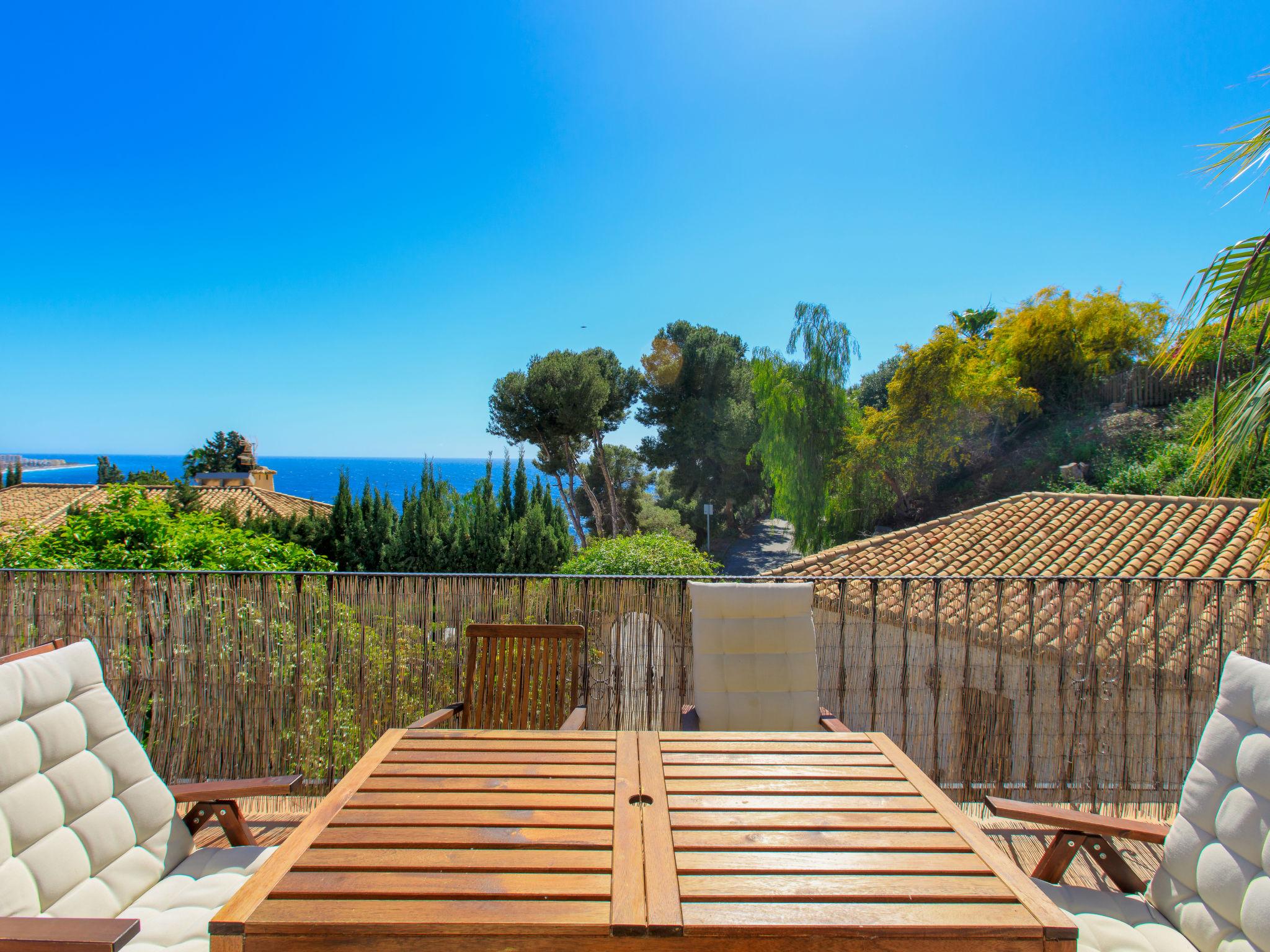 Photo 27 - Maison de 3 chambres à Salobreña avec jardin et vues à la mer