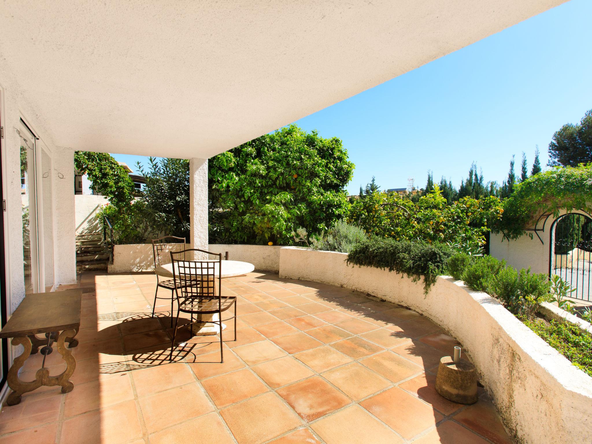 Photo 20 - Maison de 3 chambres à Salobreña avec jardin et vues à la mer