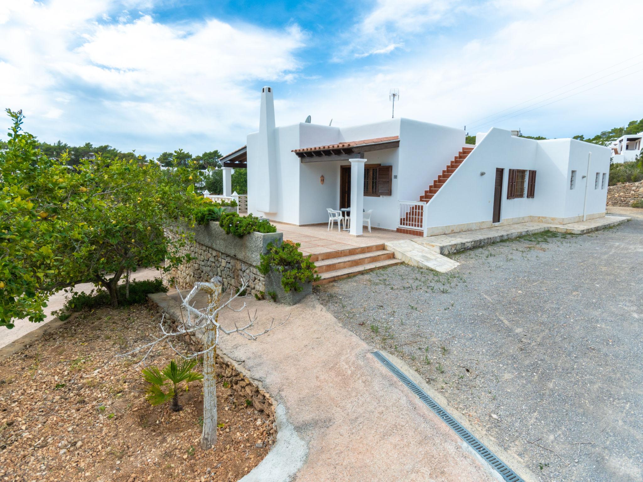 Foto 33 - Casa de 3 quartos em Santa Eulària des Riu com piscina privada e jardim