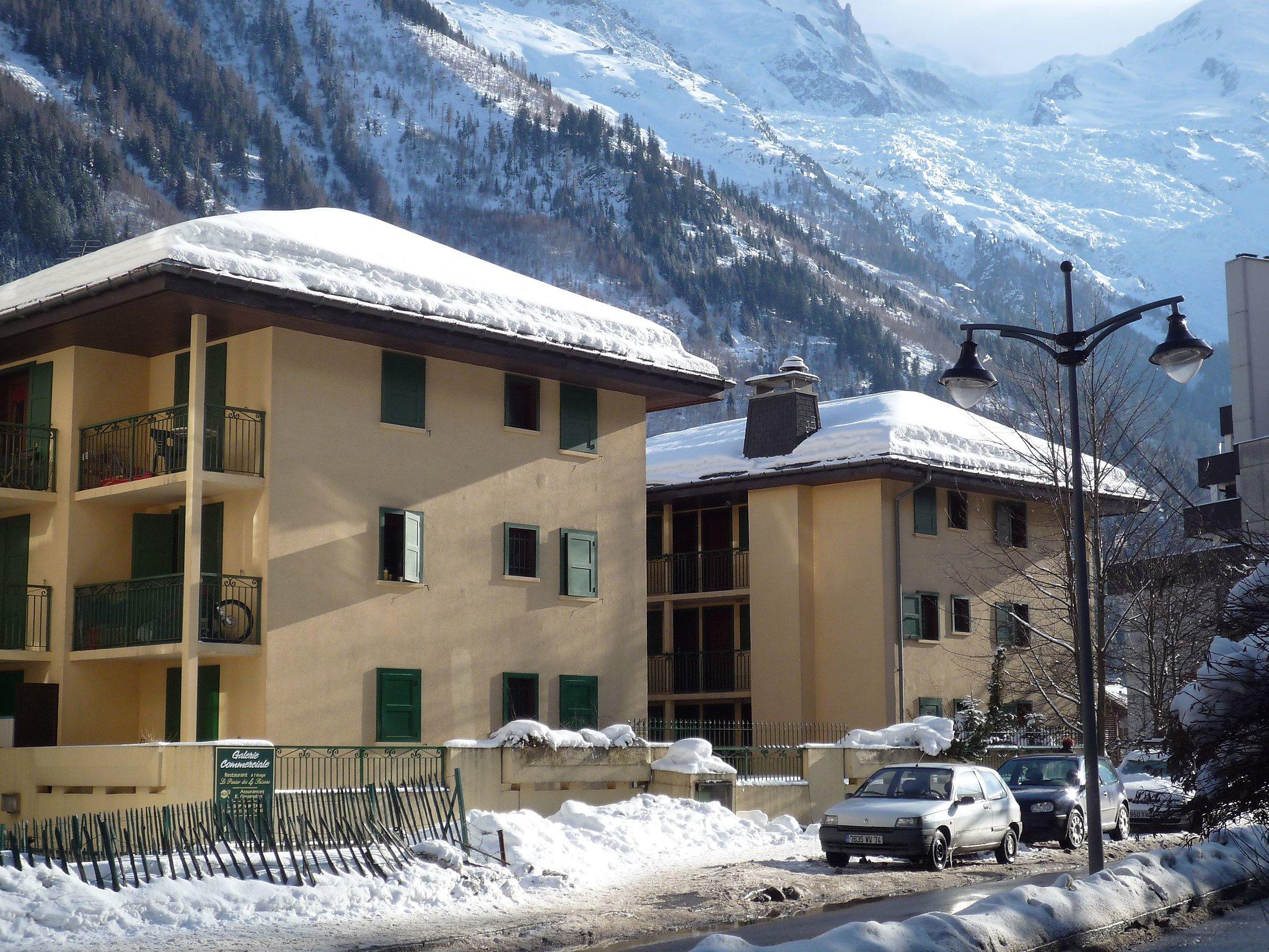 Foto 14 - Apartment mit 1 Schlafzimmer in Chamonix-Mont-Blanc mit blick auf die berge