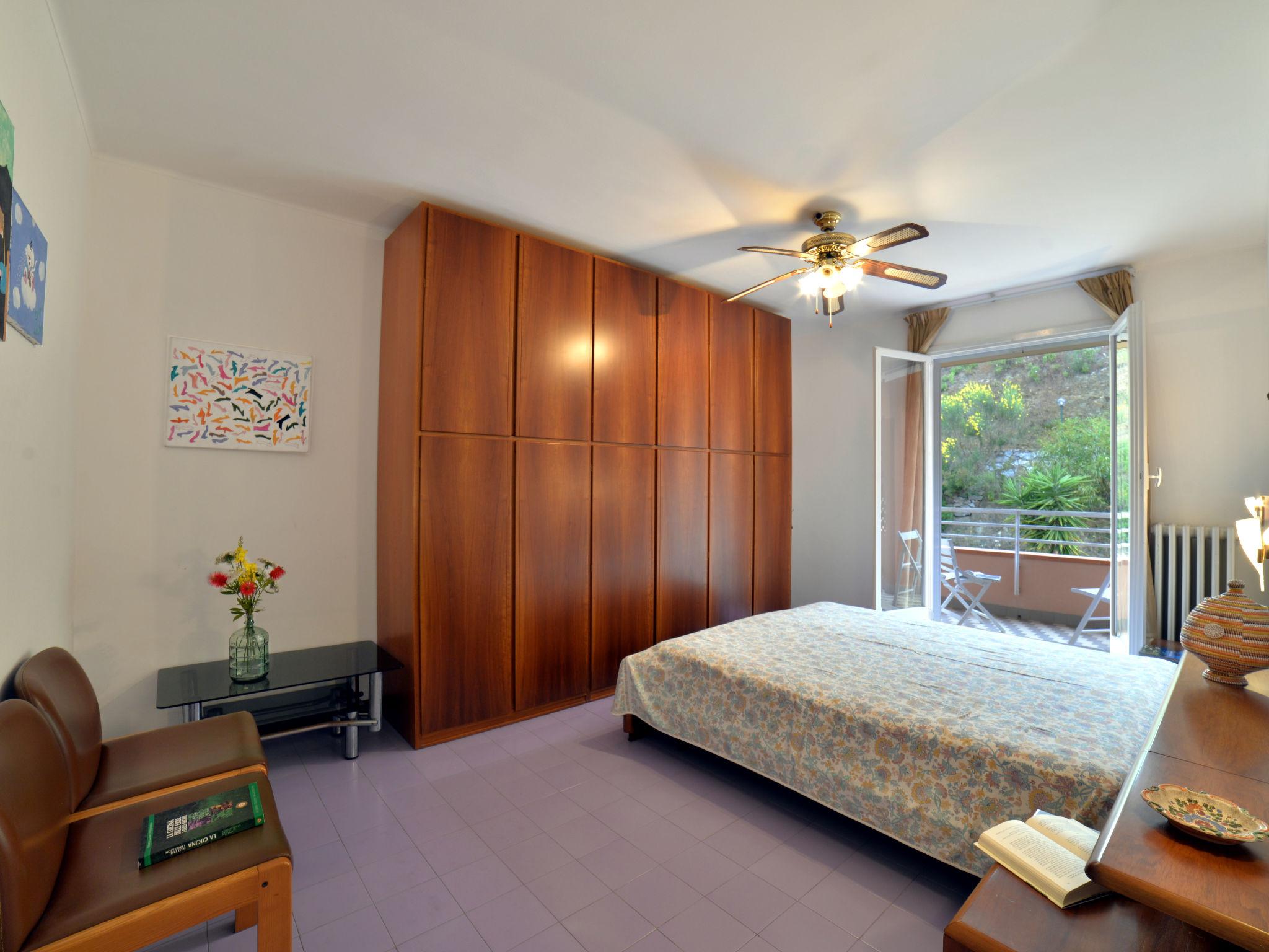 Foto 11 - Appartamento con 3 camere da letto a Rio con piscina e vista mare