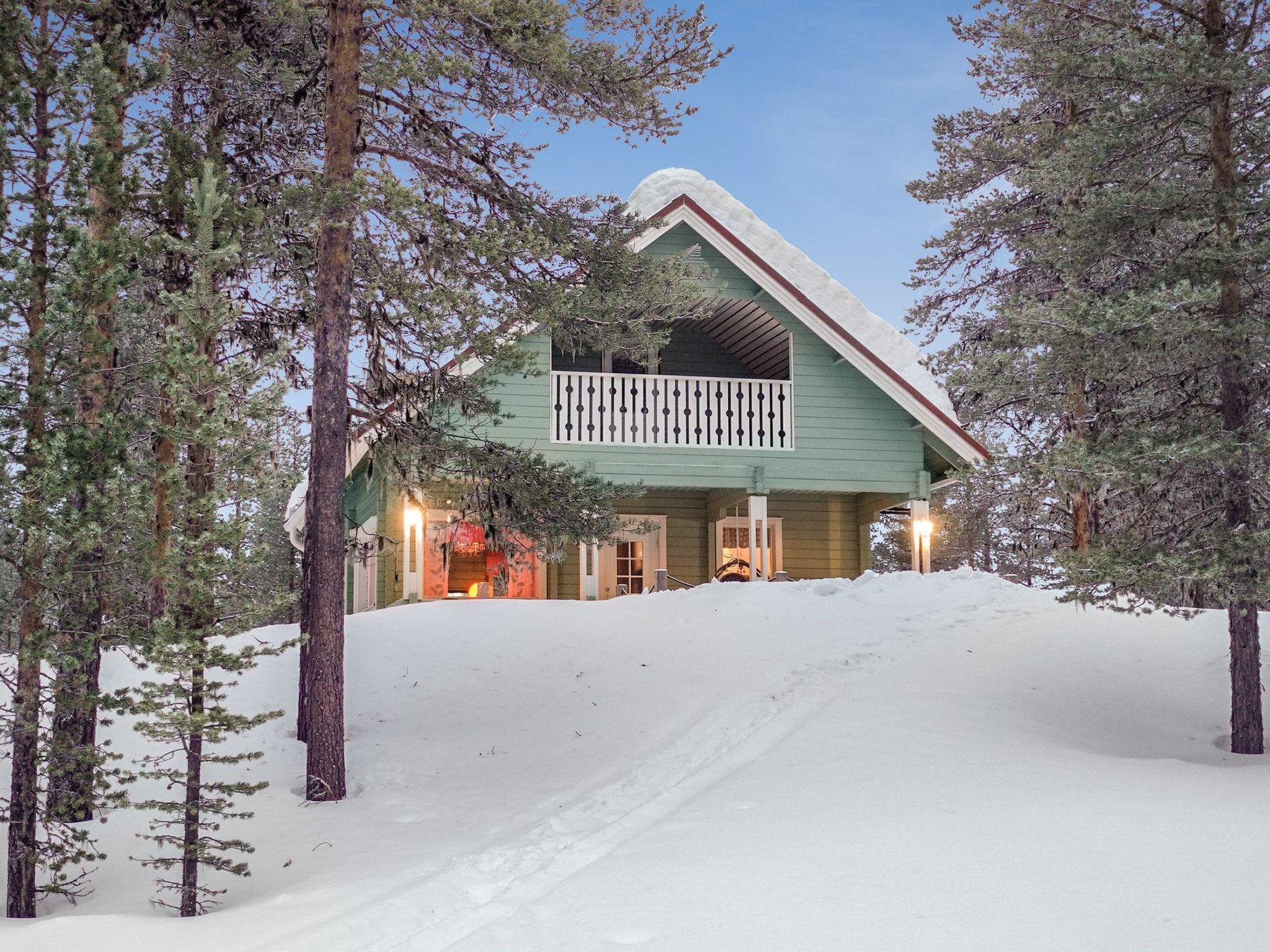 Foto 5 - Casa de 2 habitaciones en Enontekiö con sauna y vistas a la montaña